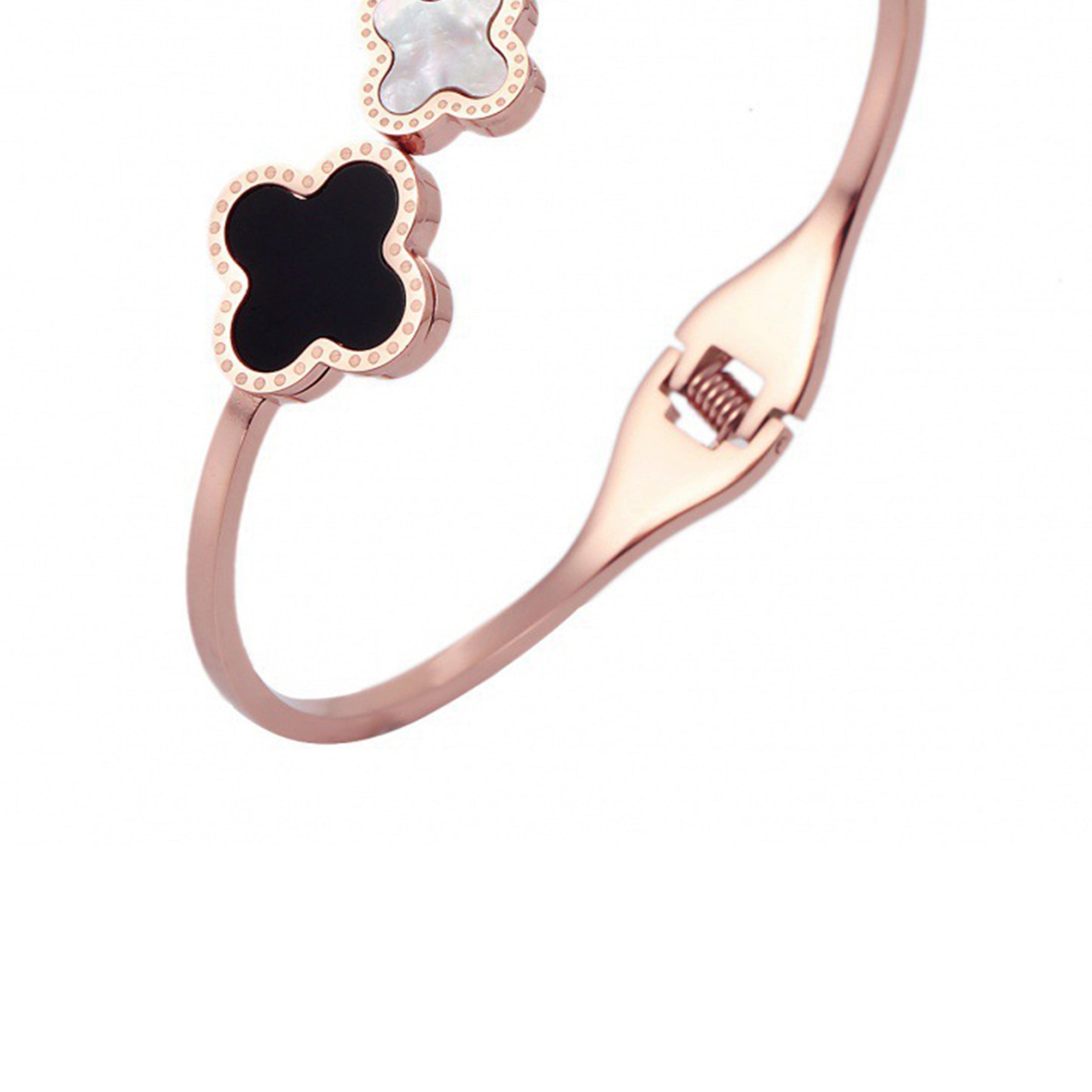 Clover Stainless Steel Bracelet B2770