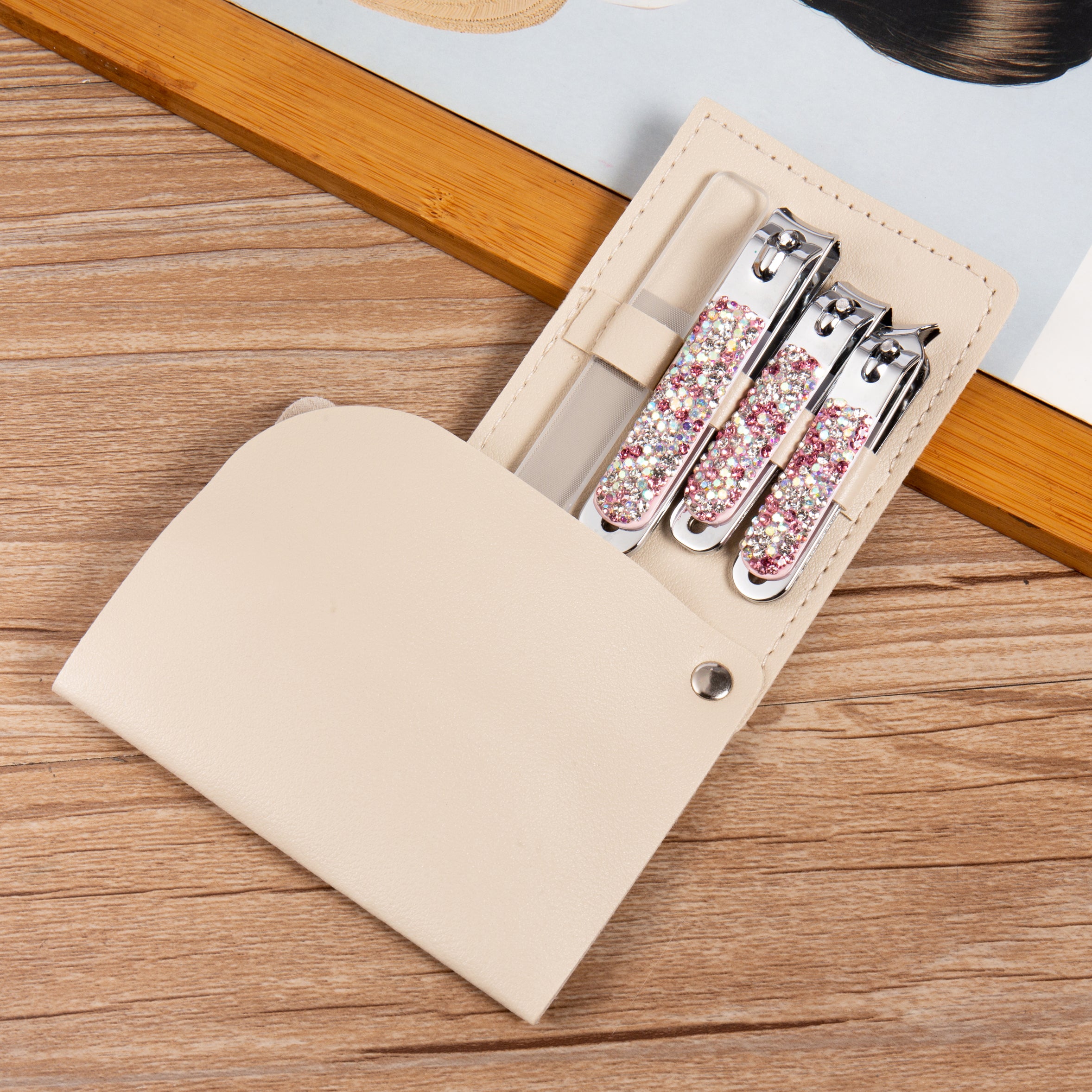 Ceramic Rhinestone Manicure Nail Clipper Kit ACR10005