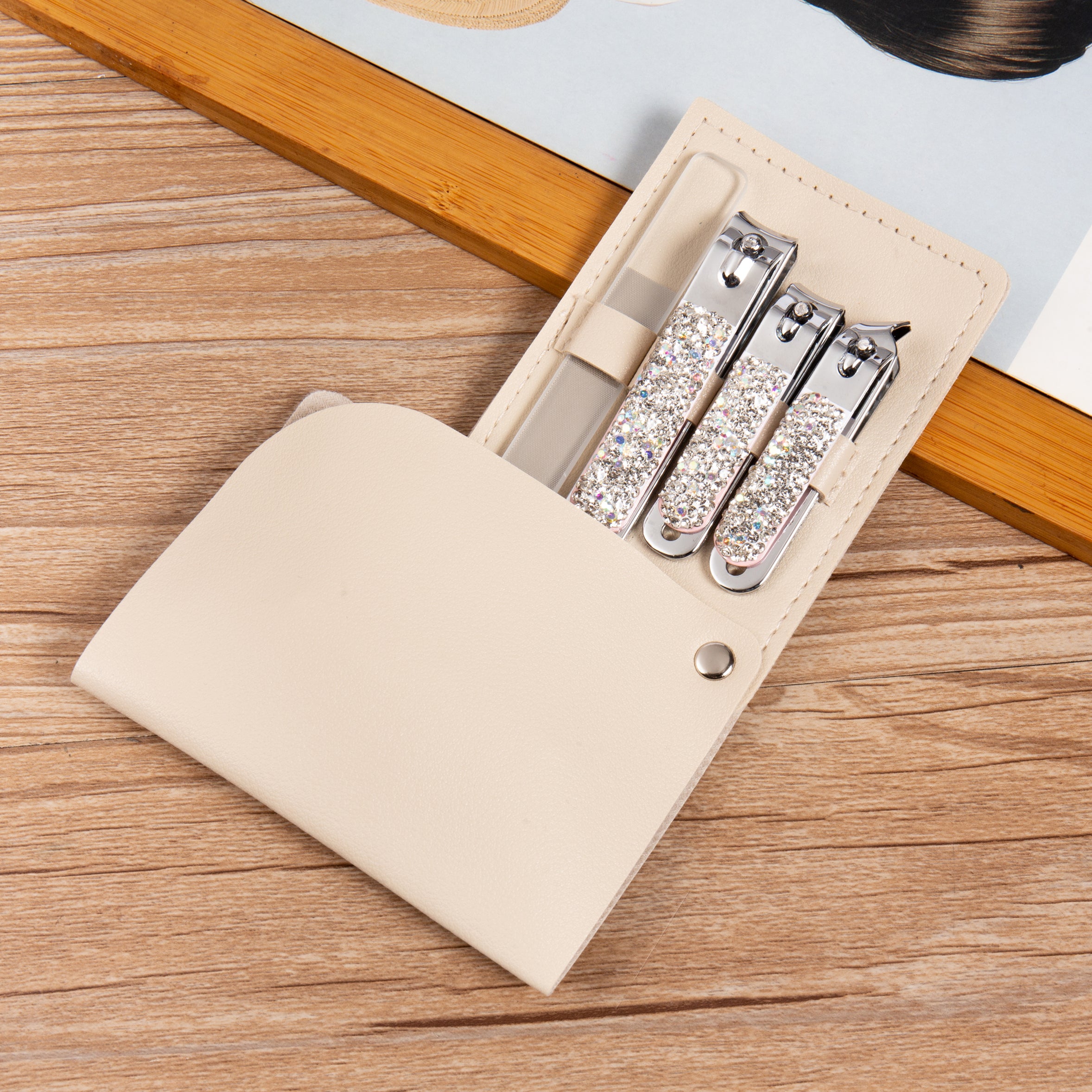 Ceramic Rhinestone Manicure Nail Clipper Kit ACR10005