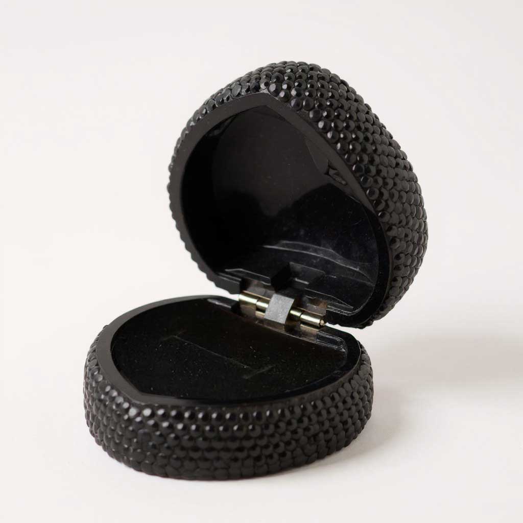 Heart Shaped Ring Box CR0097