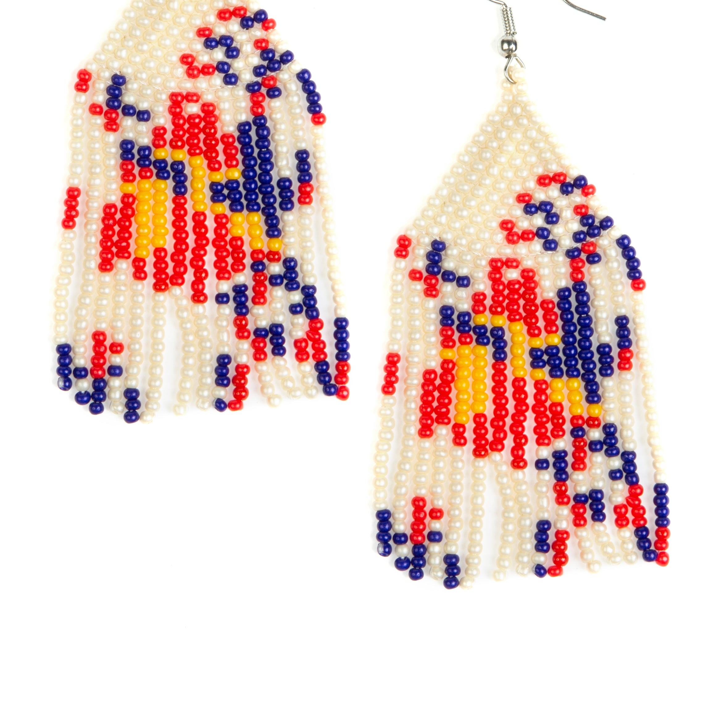 Pendientes de borlas con cuentas de semillas E2599