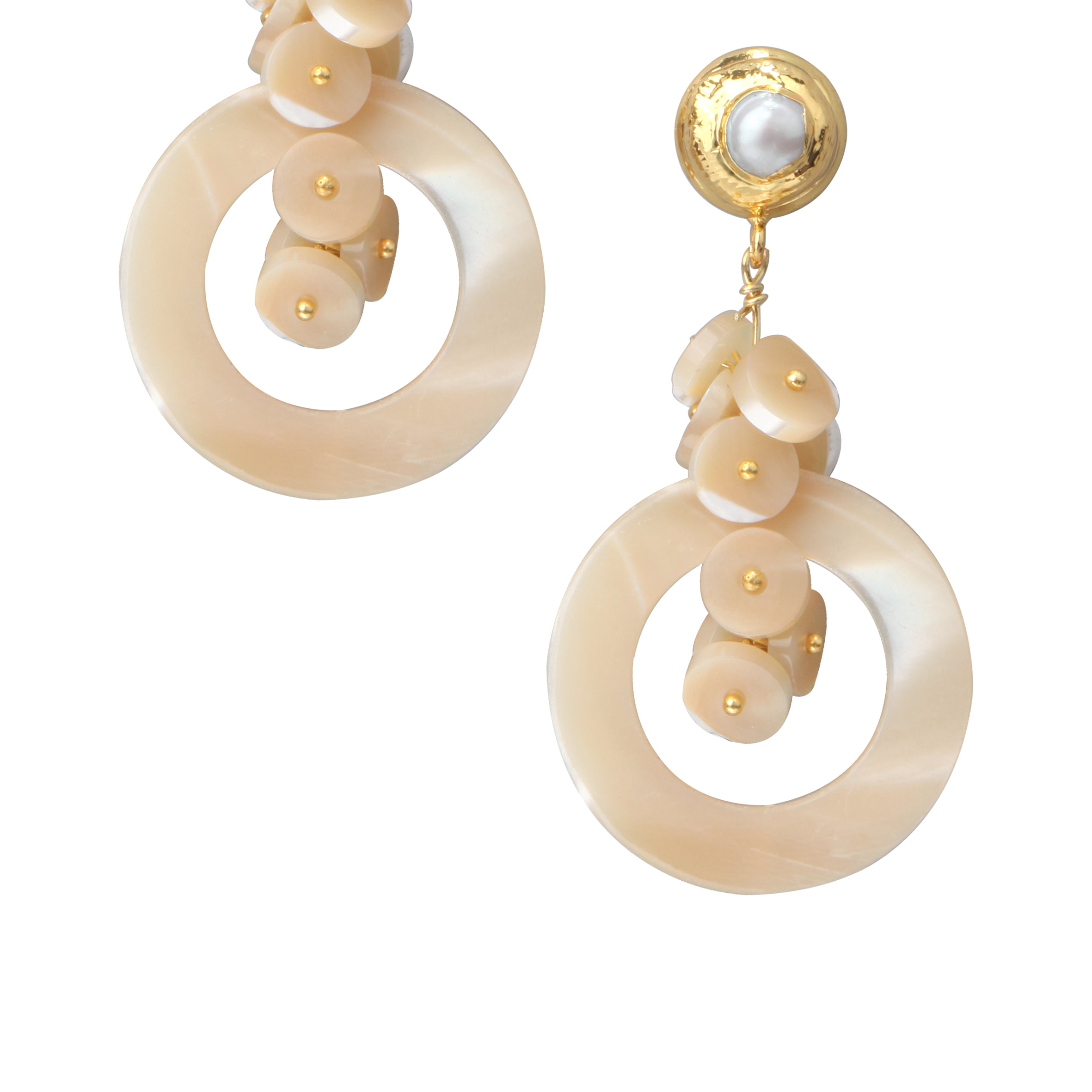 Hollow Circle Shell Earrings E2886