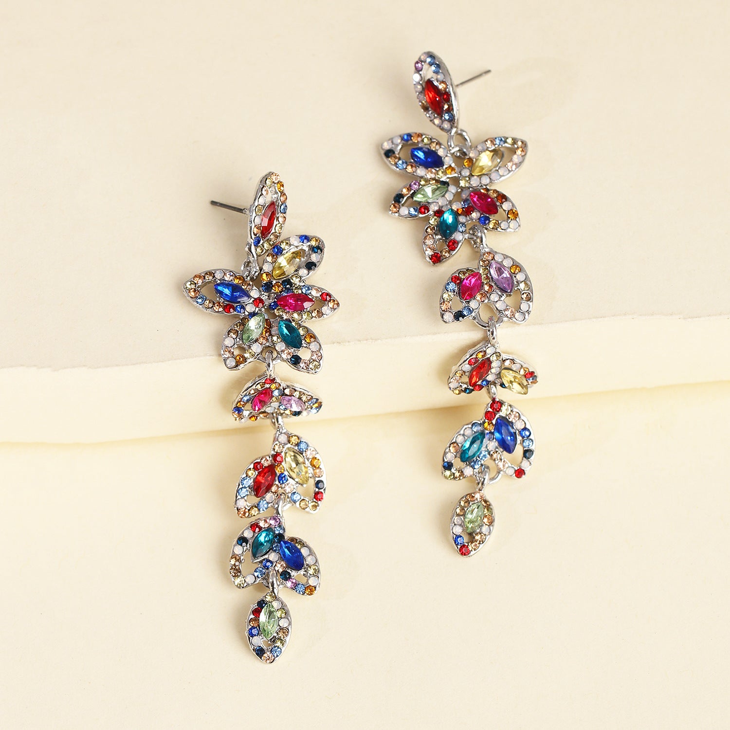Rhinestone Leaf Chains Earrings E3610