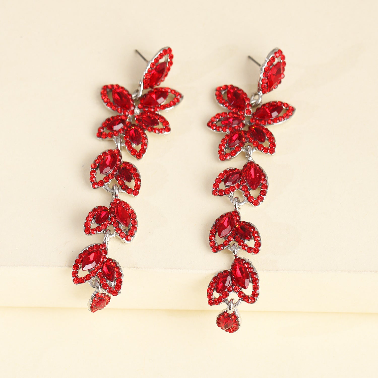 Rhinestone Leaf Chains Earrings E3610