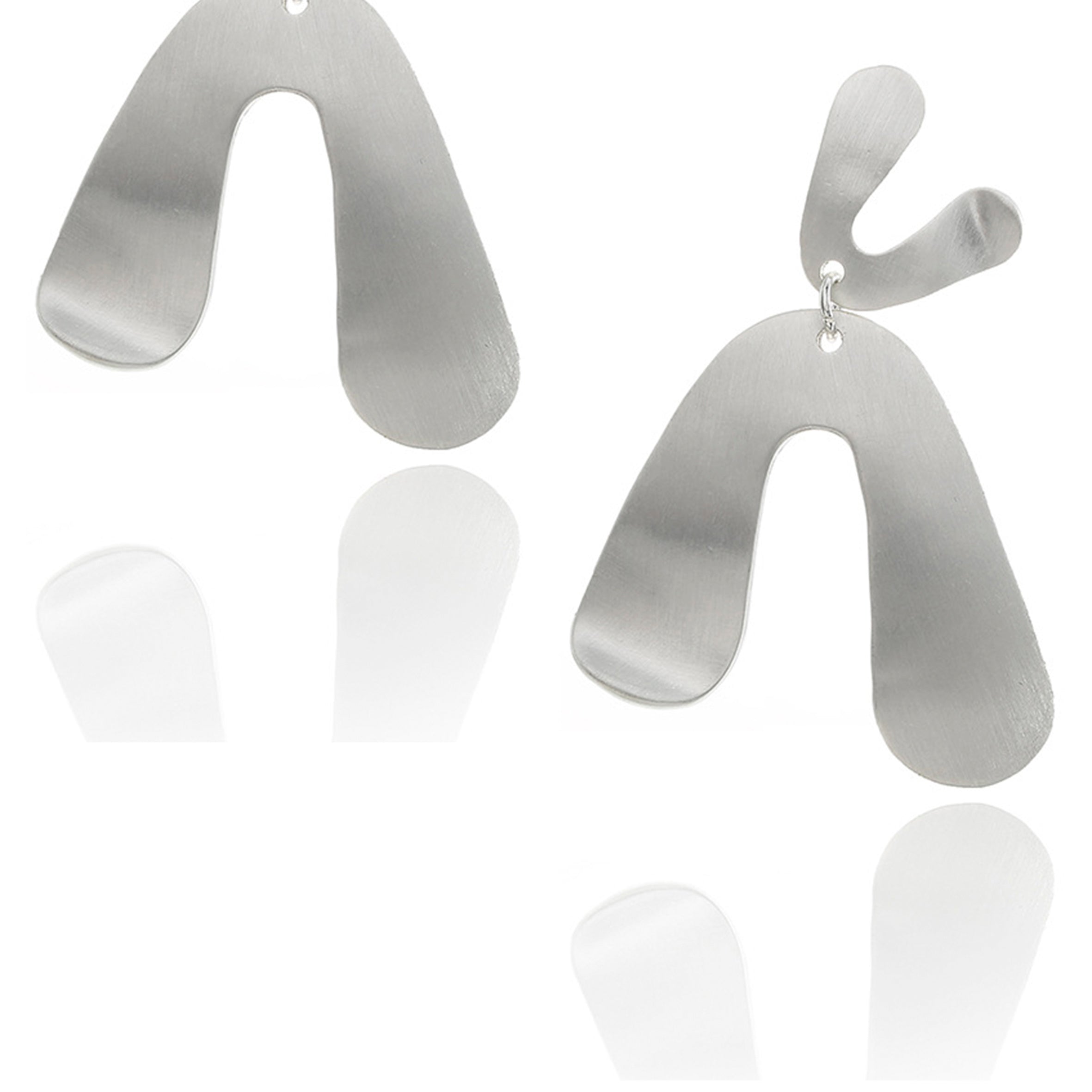 Pendientes de aleación en forma de V E4365