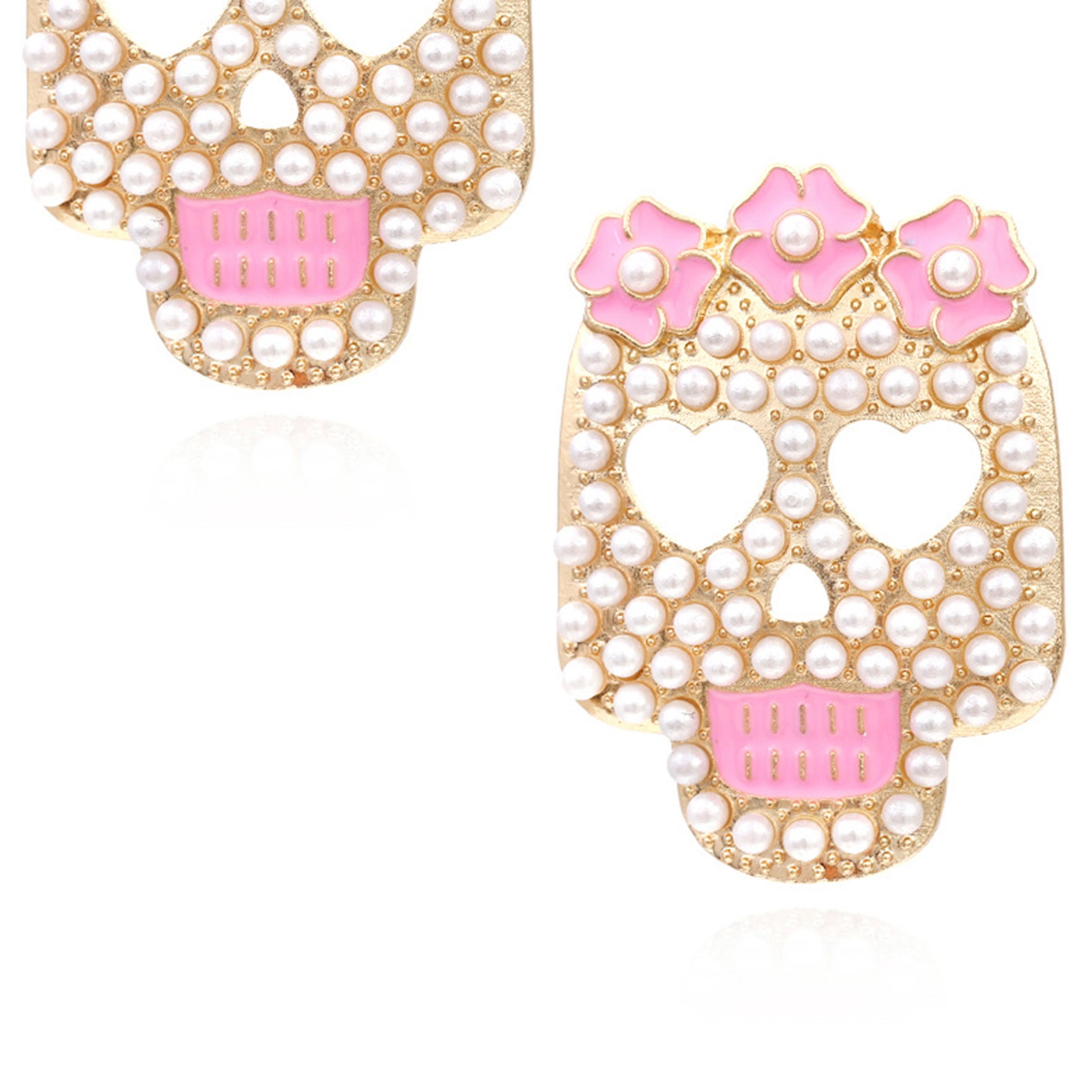 Pendientes de perla con forma de calavera E5333
