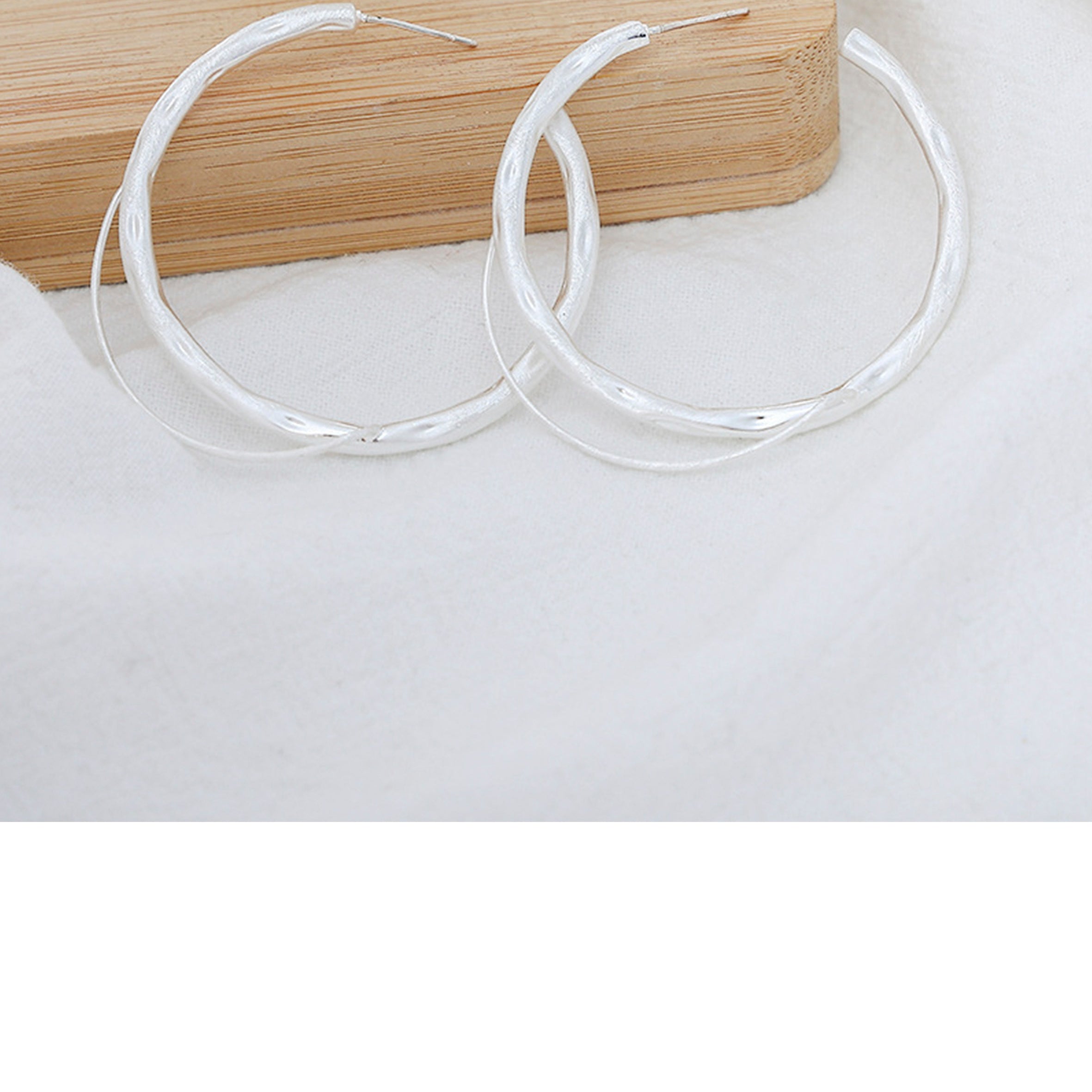 Pendientes de aro de aleación E6605