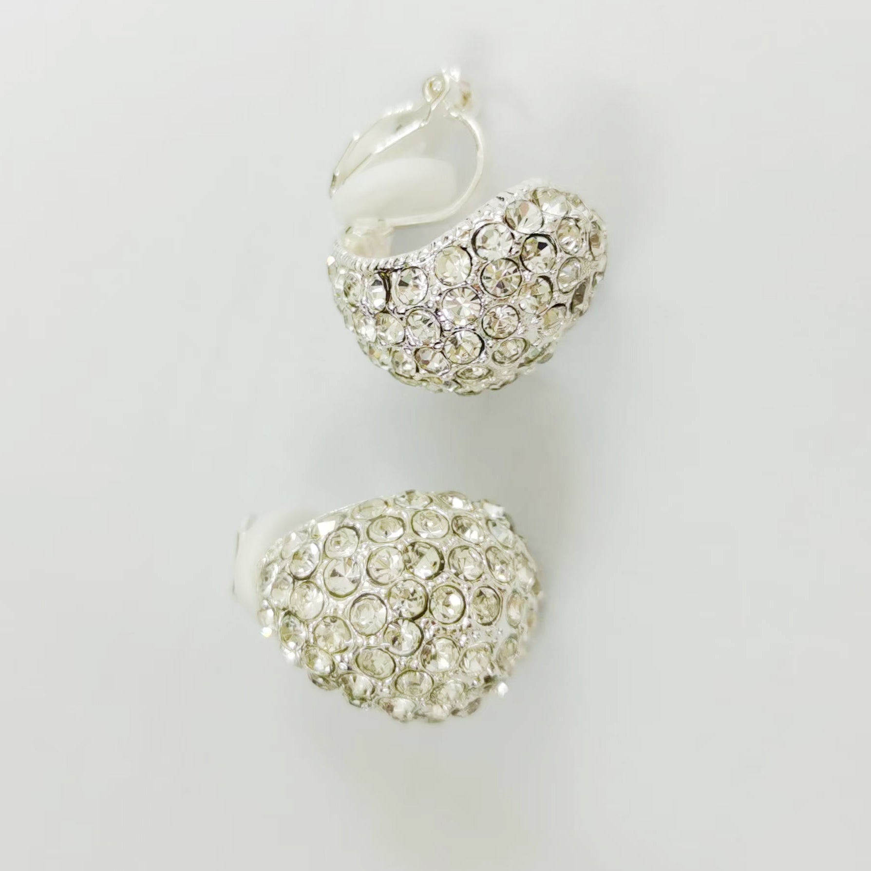 Rhinestone Stud Clip On Earrings E6636