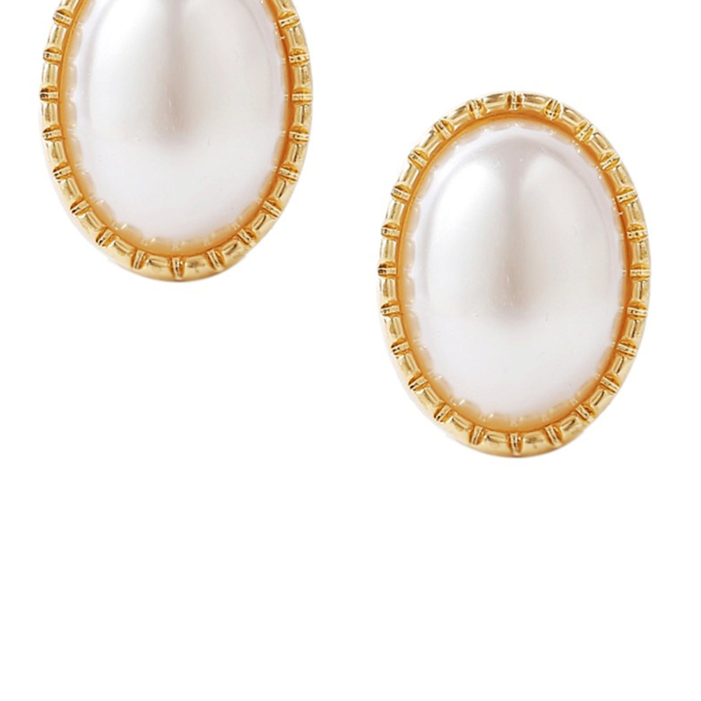 Pendientes de clip con perlas barrocas ovaladas E6659