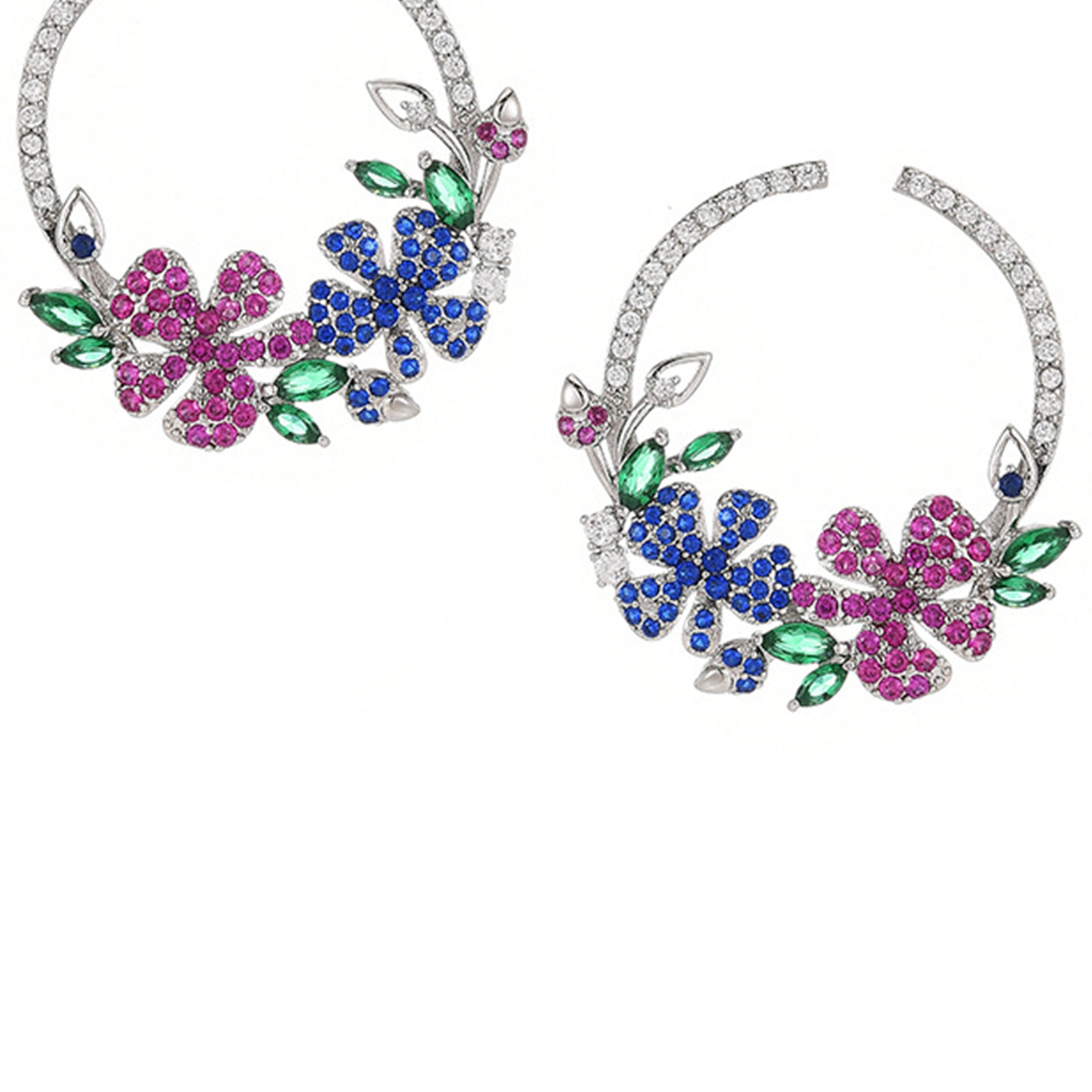 Pendientes de aro con circonitas cúbicas en forma de corona E6770