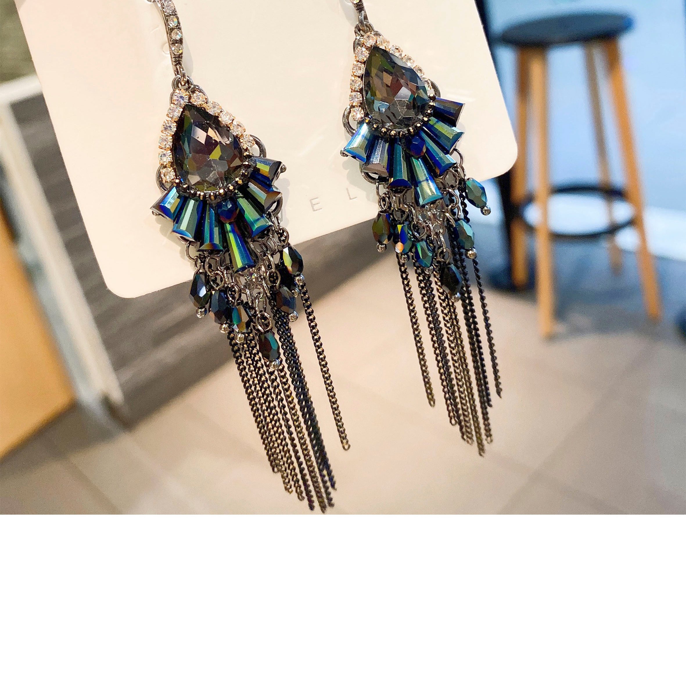 Teardrop Rhinestone Tassel Earrings E6809