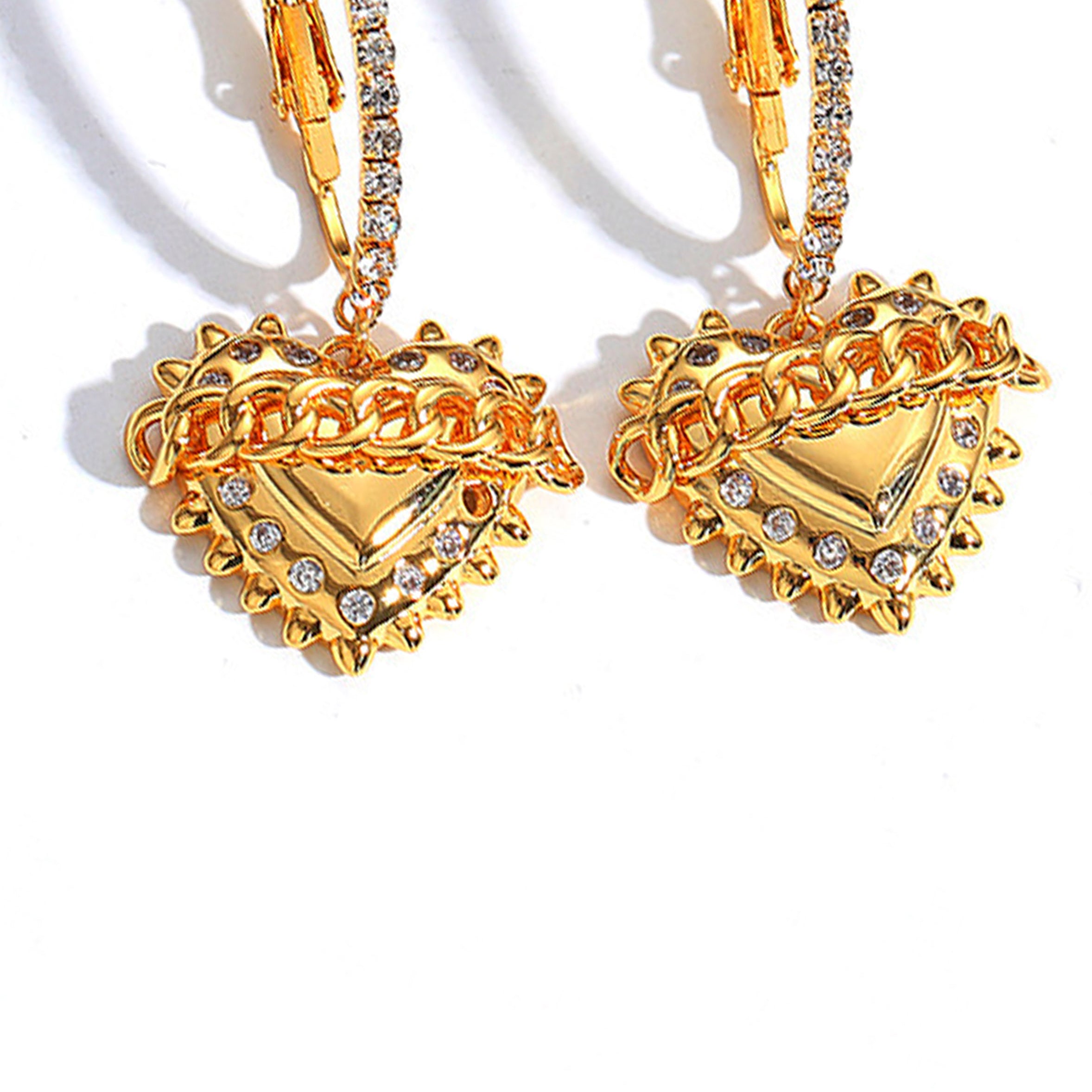 Pendientes de aro con diamantes de imitación en forma de corazón E7104