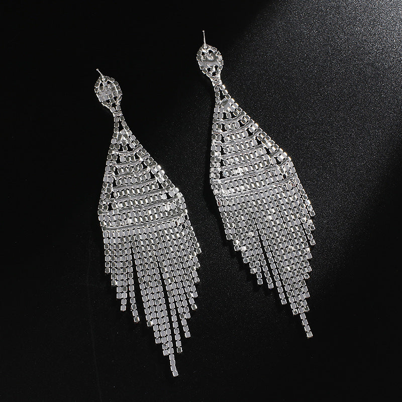 Pendientes con borlas de diamantes de imitación E7304