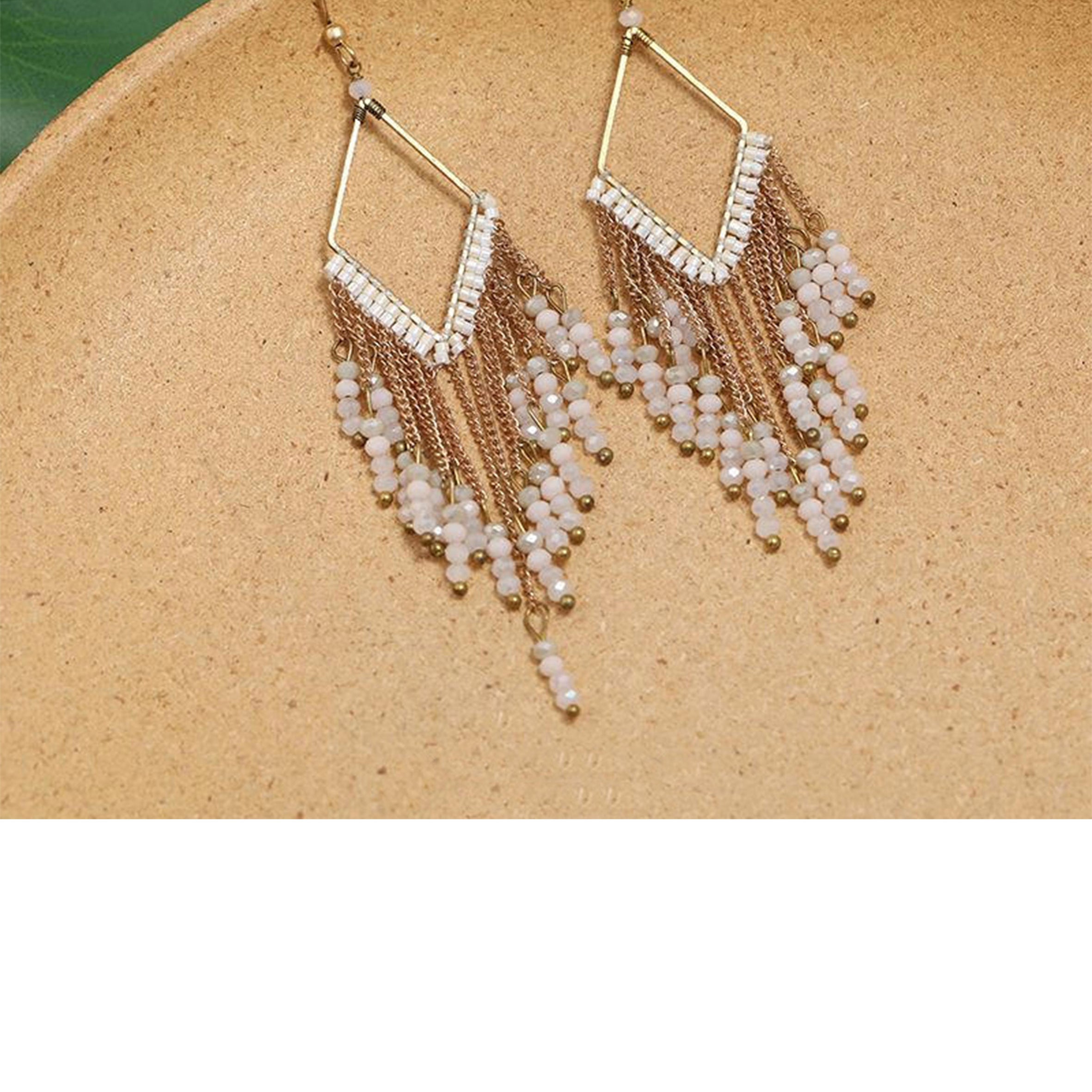 Pendientes de borlas con cuentas y rombos E8099