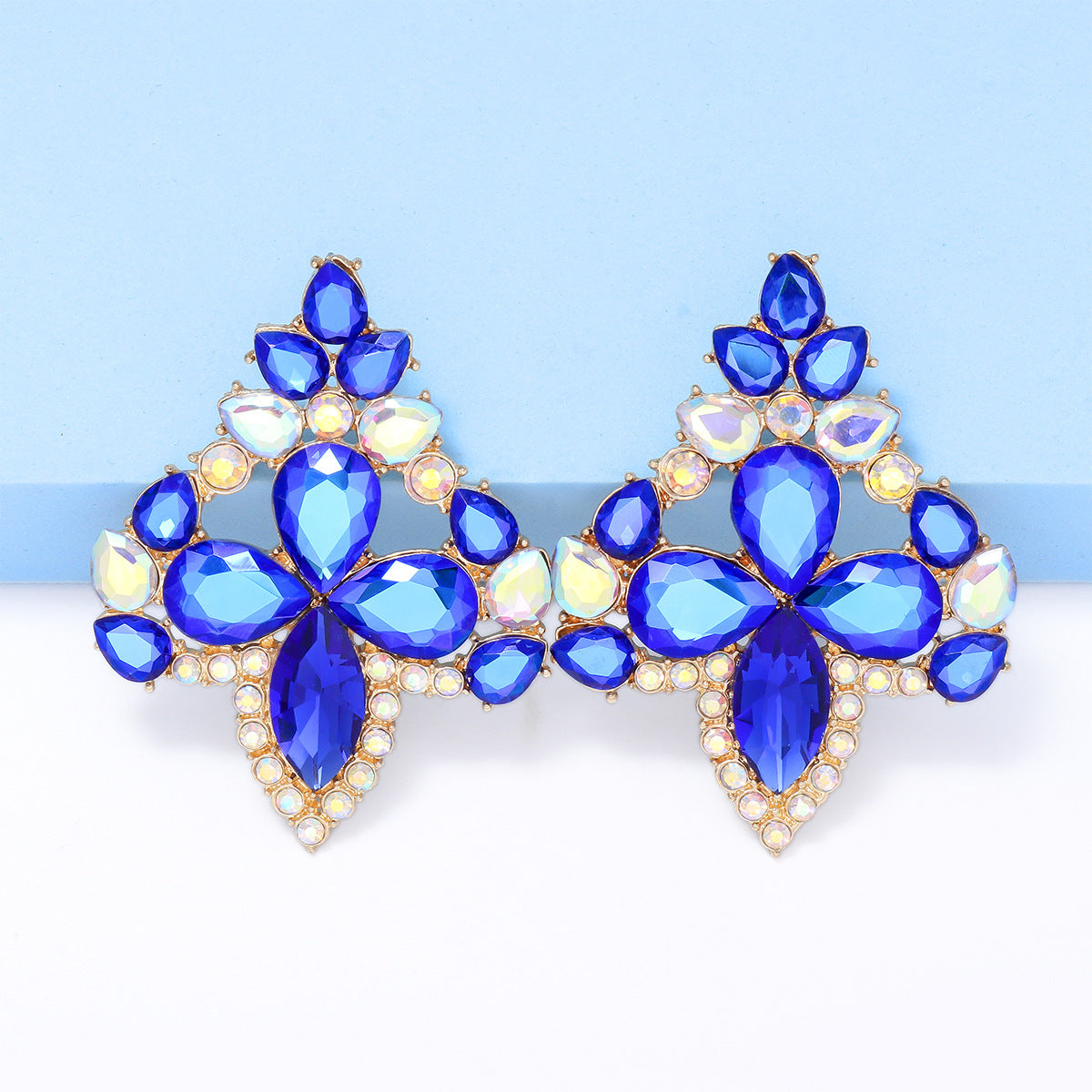 Baroque Flowers Water Drop Earrings E8390