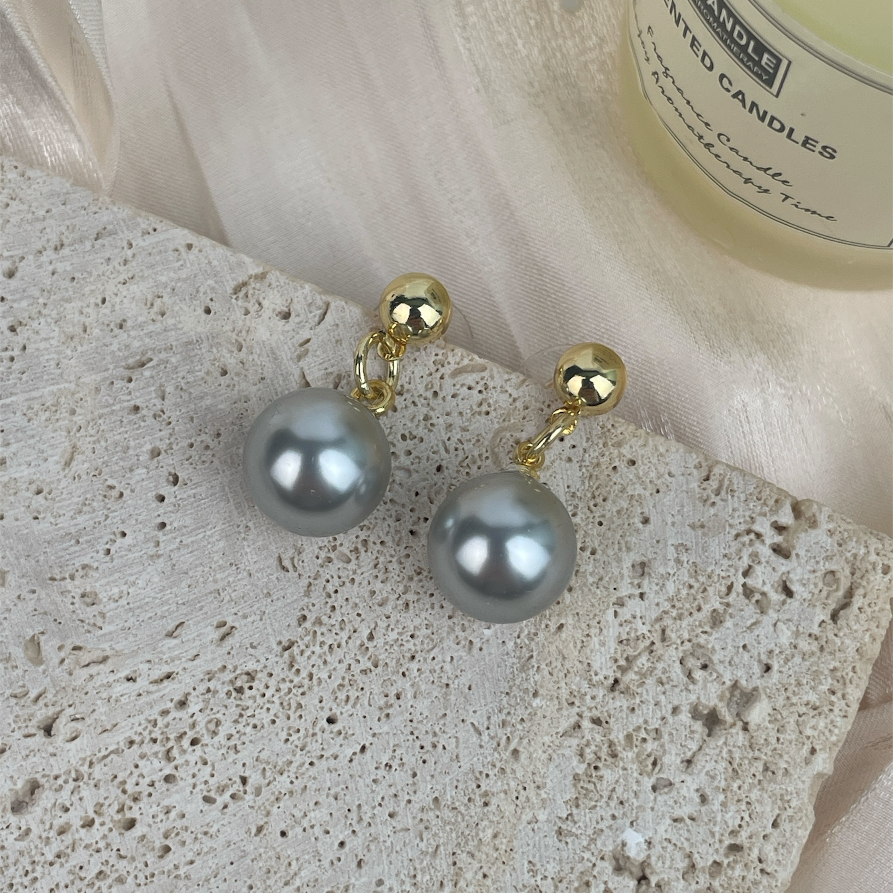 18K Gold Plated with Glass Pearl Earrings E8720