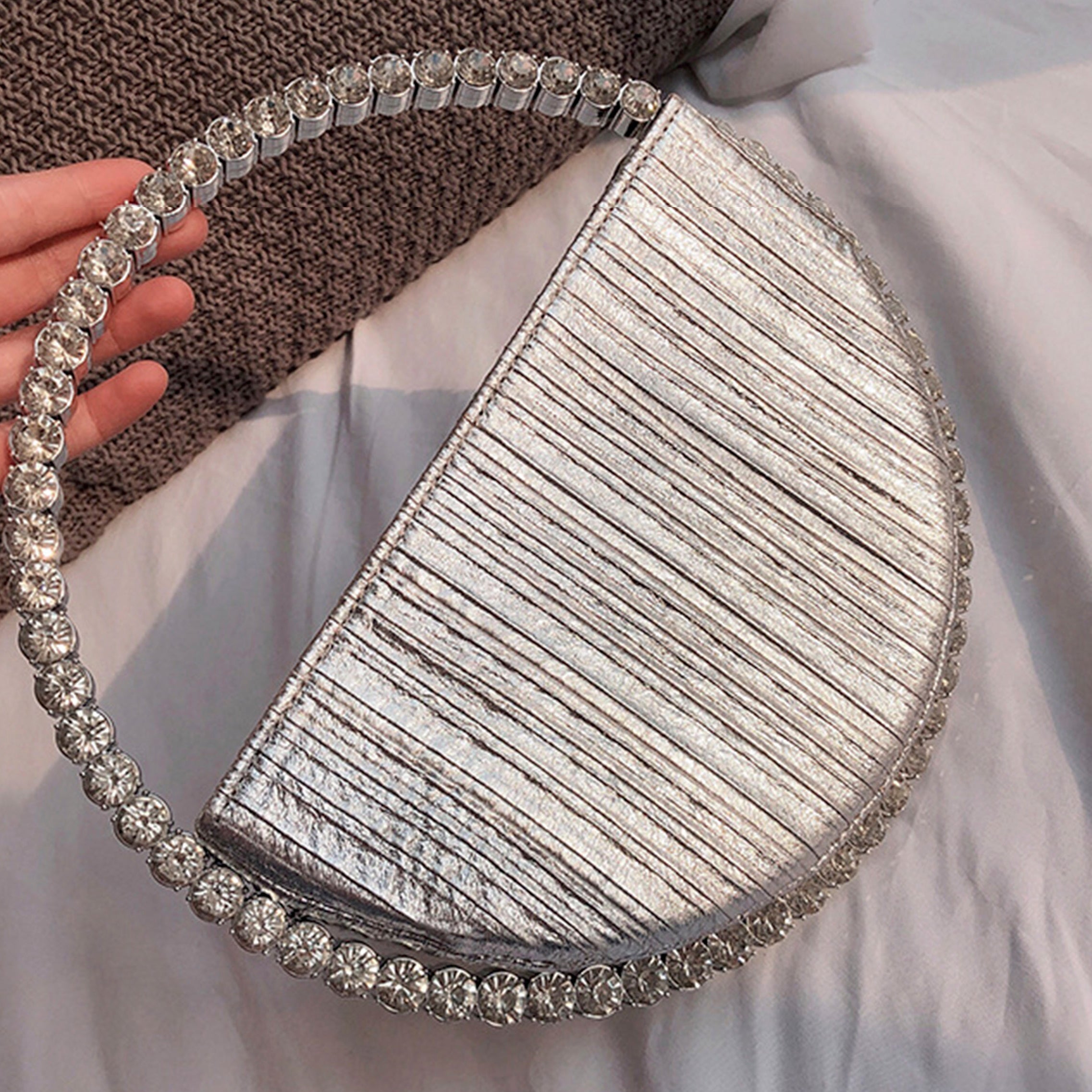 Bolsos de mano estilo europeo con diamantes de imitación redondos HB1127