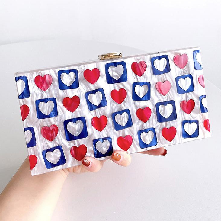 Bolso bandolera acrílico con forma de corazón HB2084