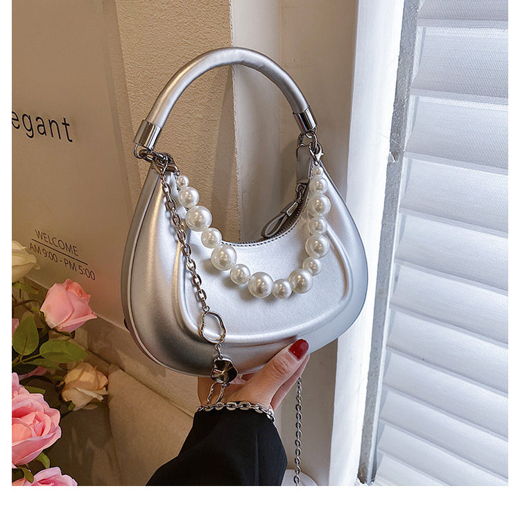 Bolso con cadena de perlas en forma de luna HB2200