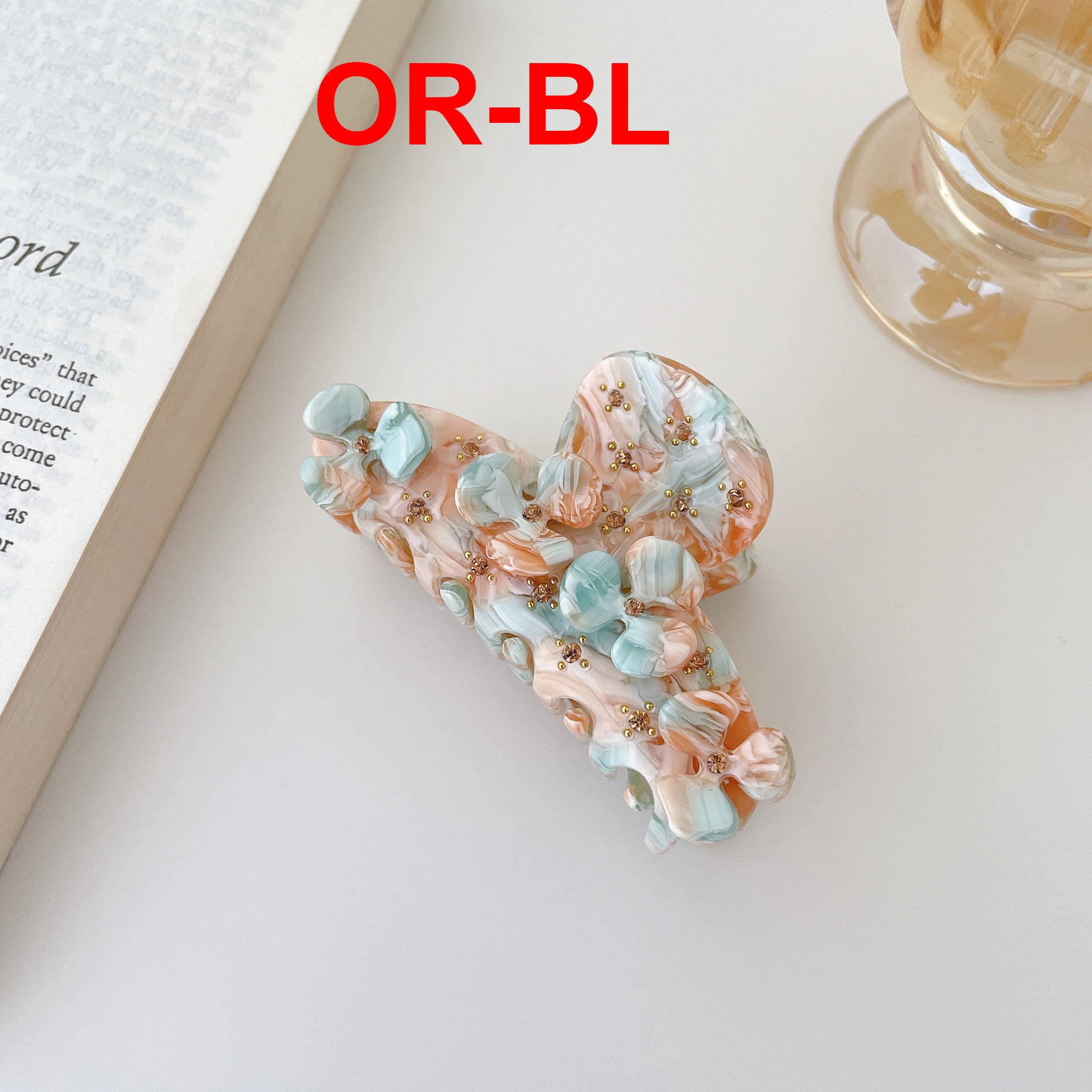 Acrylic Hair Clips L3424