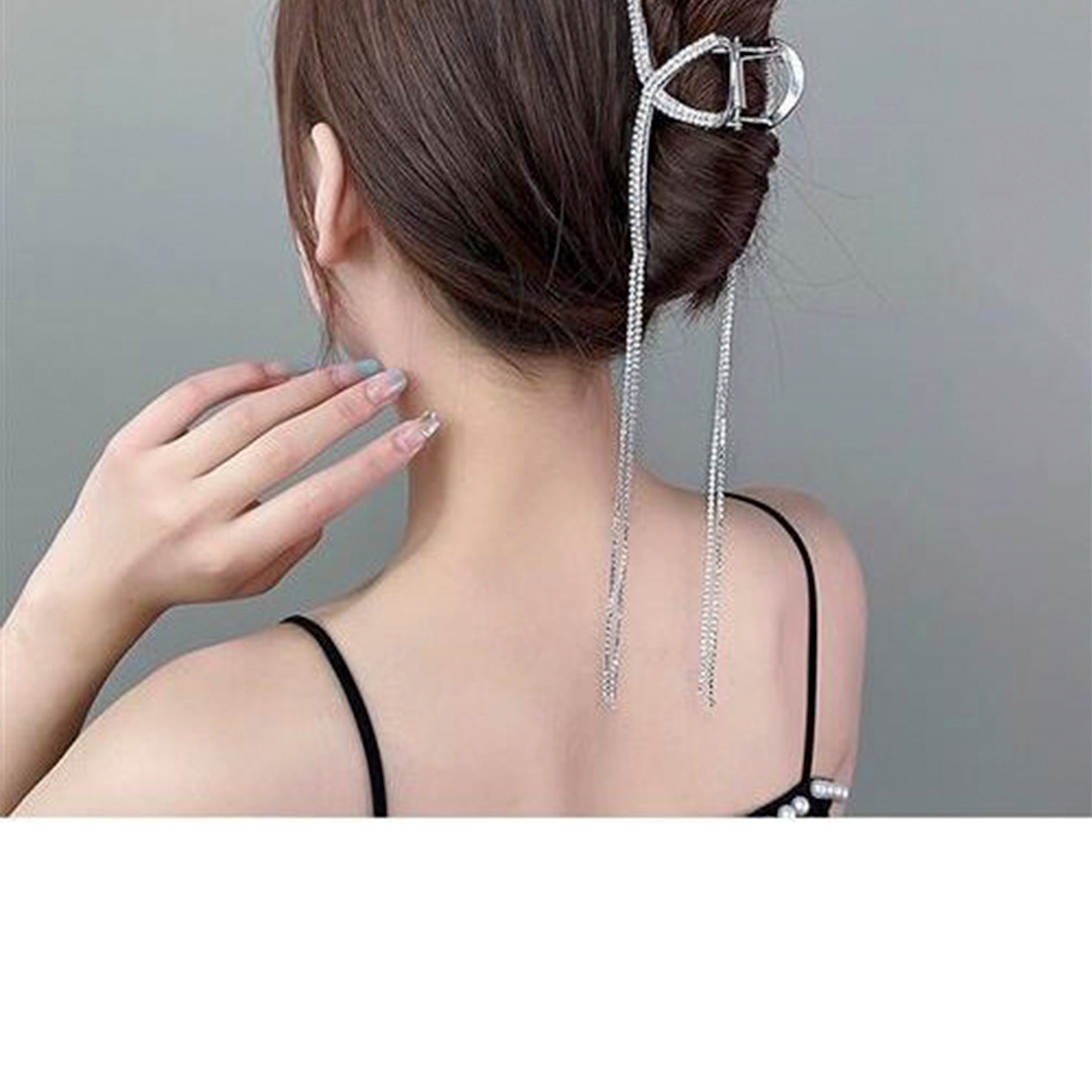 Pinza para el pelo con borlas cruzadas y diamantes de imitación L3931