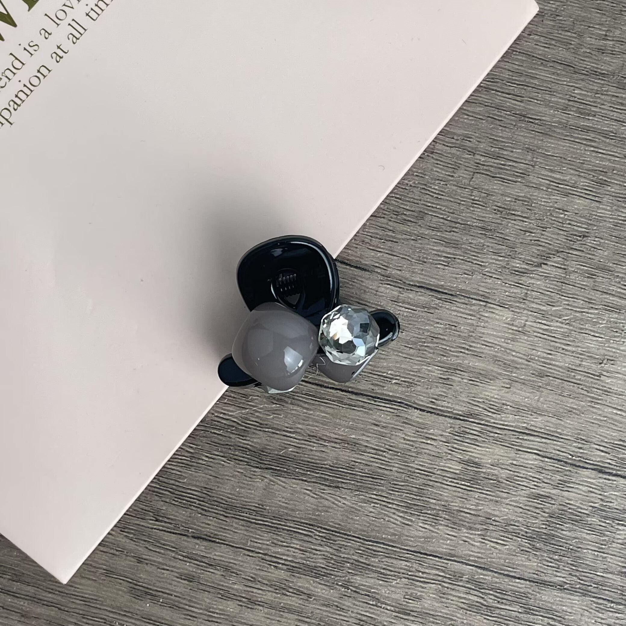 Simple Acrylic Hair Clip L5066