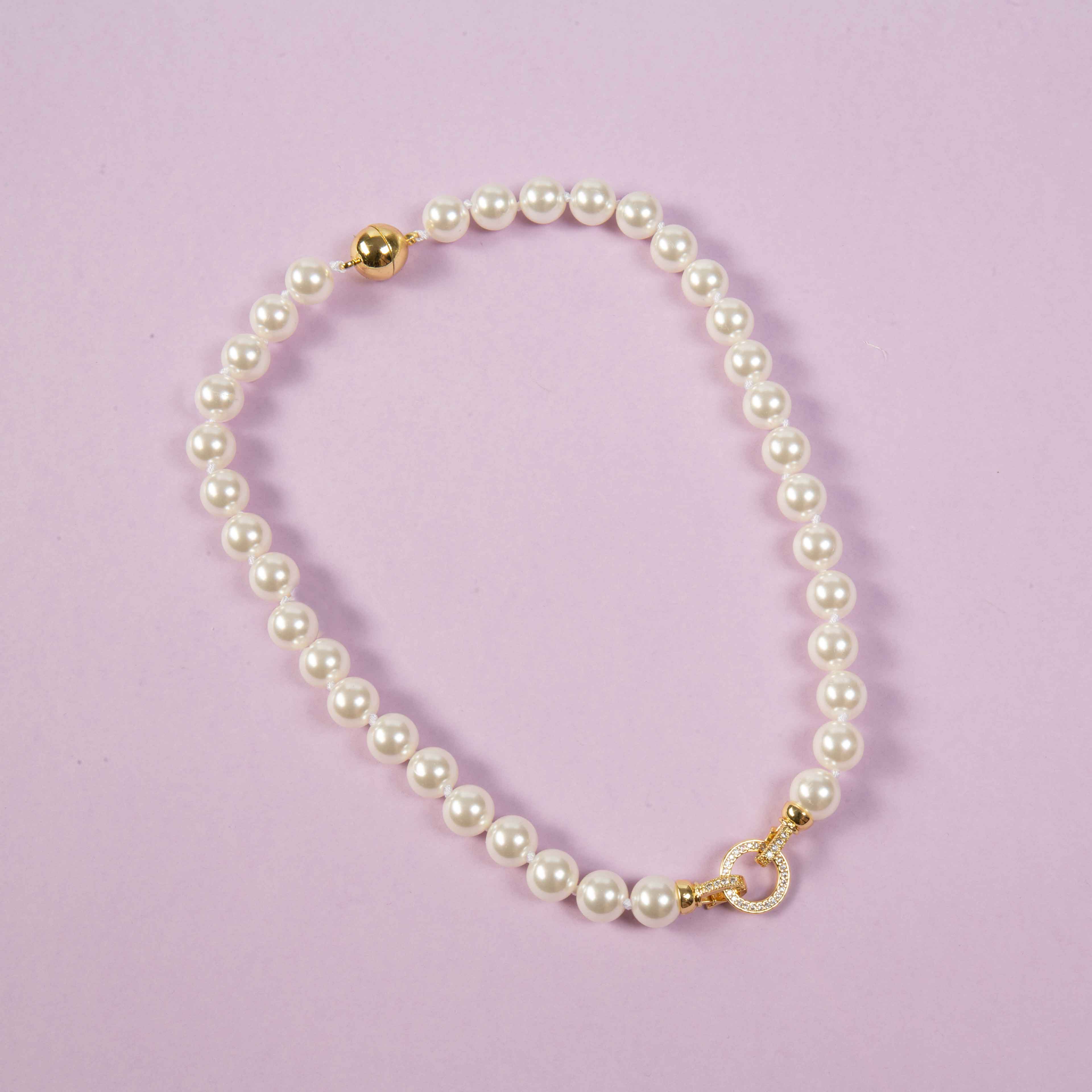 Baroque Style Lock Necklace N5707