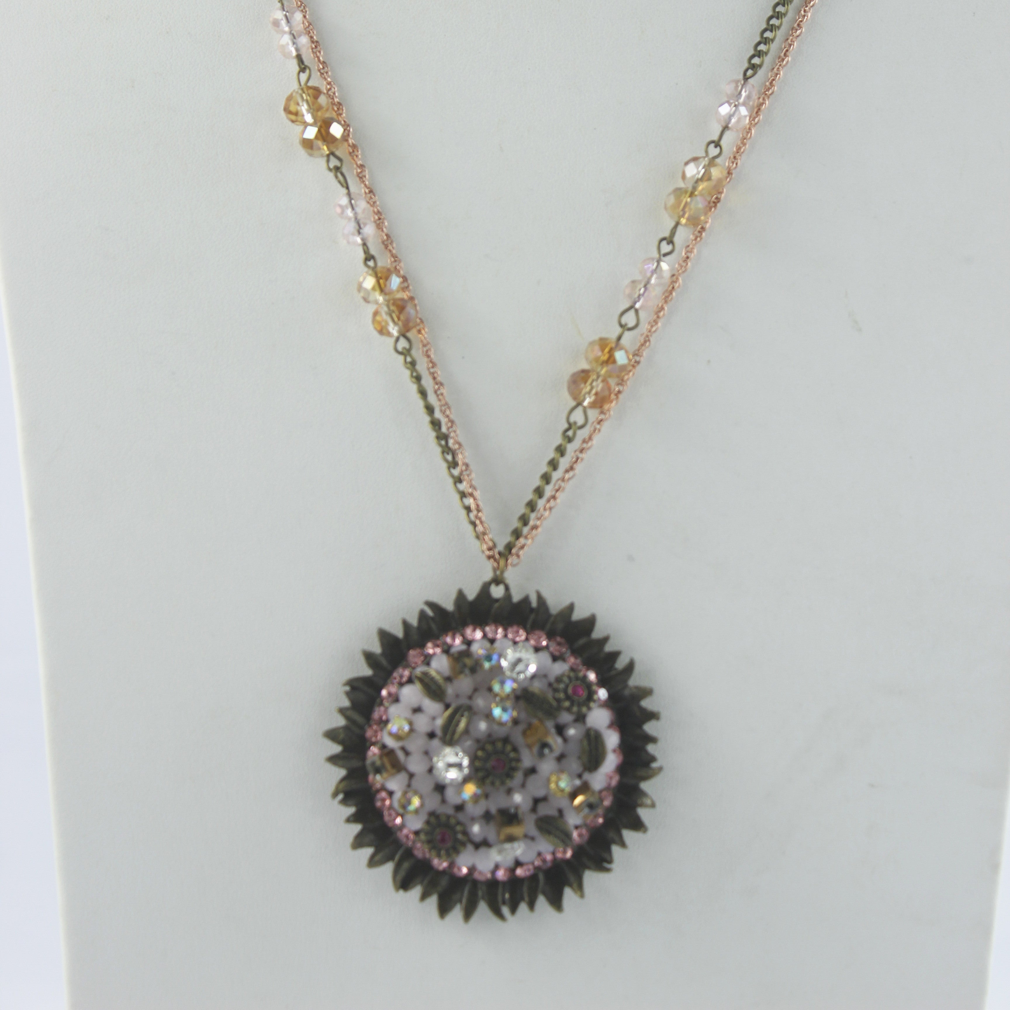 Collar con colgante de cuentas de cristal N2372