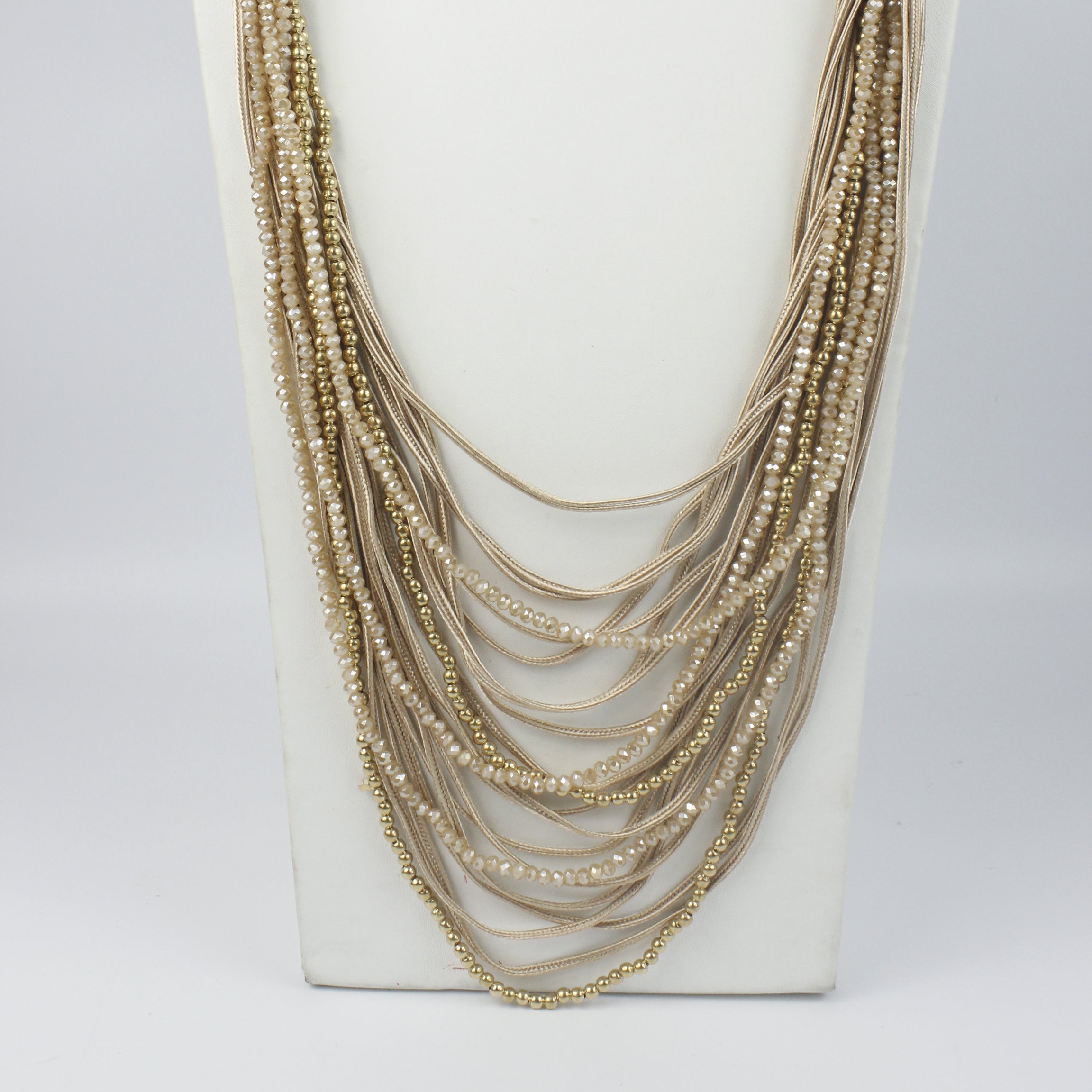 Collar de cuero multicapa con cristales N2900