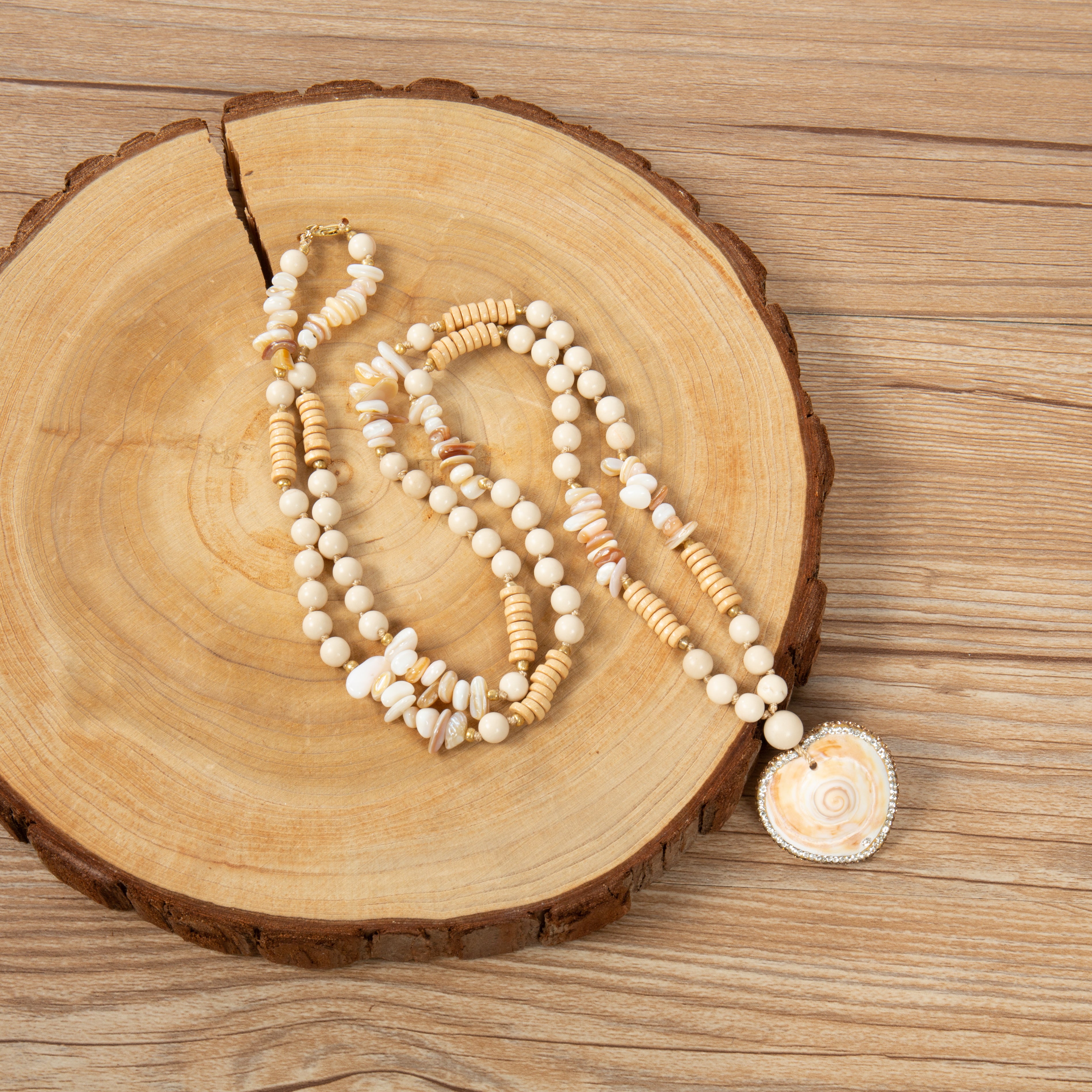 Shell Pendant Necklace N5949