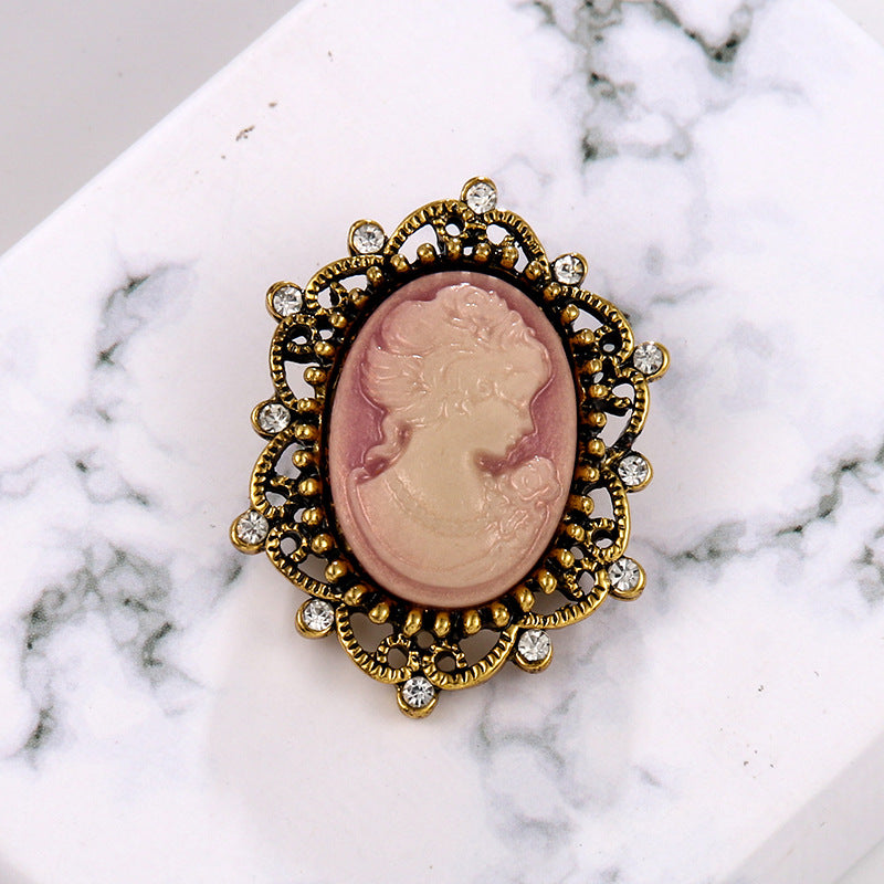 Baroque Portrait Brooch PA3784