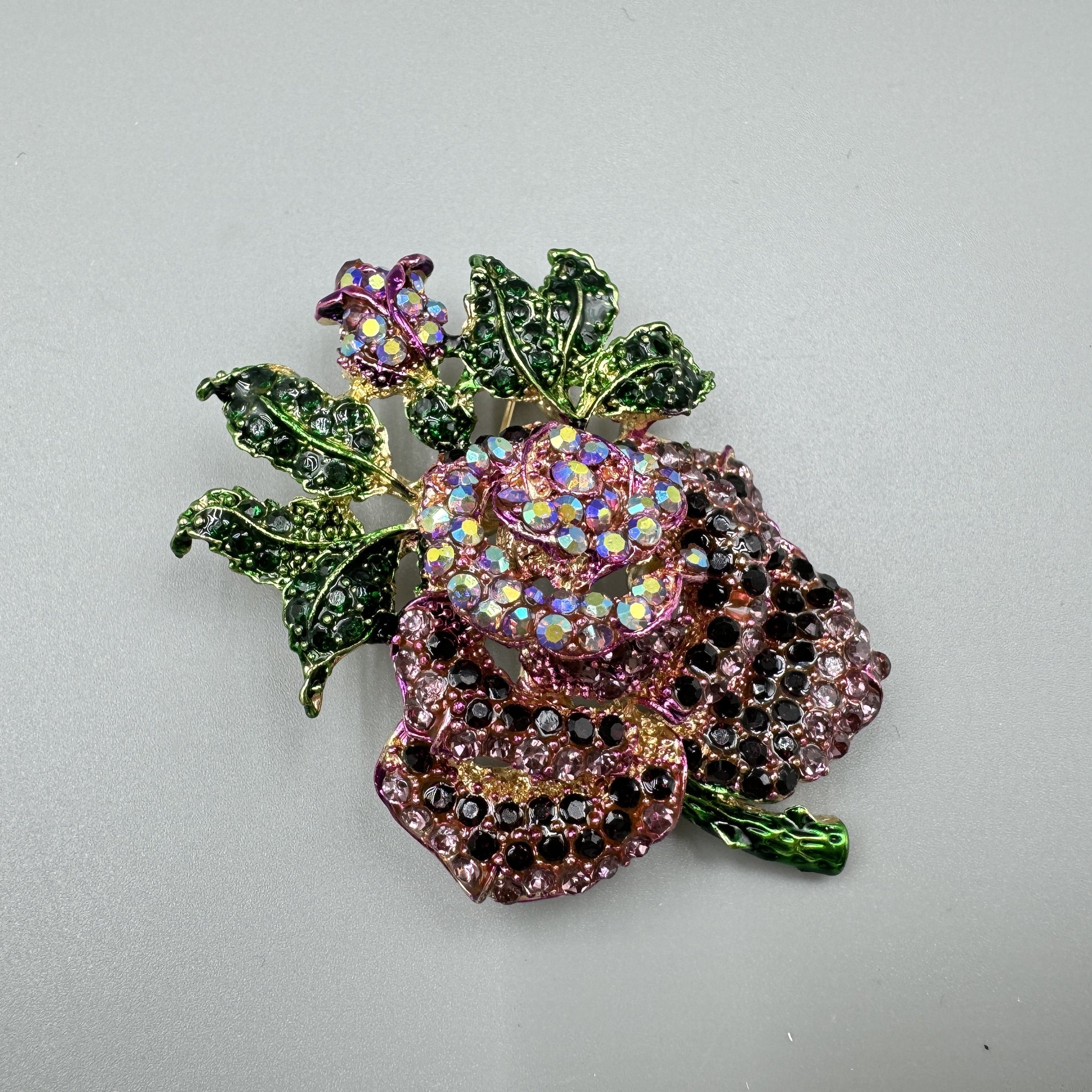 Broche de diamantes de imitación en forma de rosa PA4071