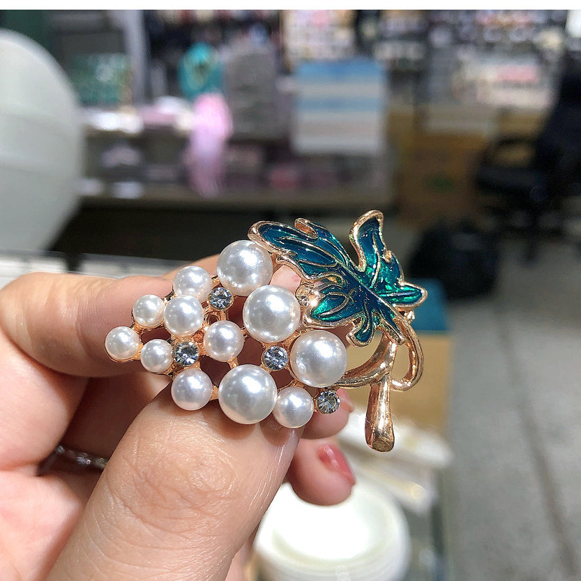 Grape Pearl Rhinestone Brooch PA4298