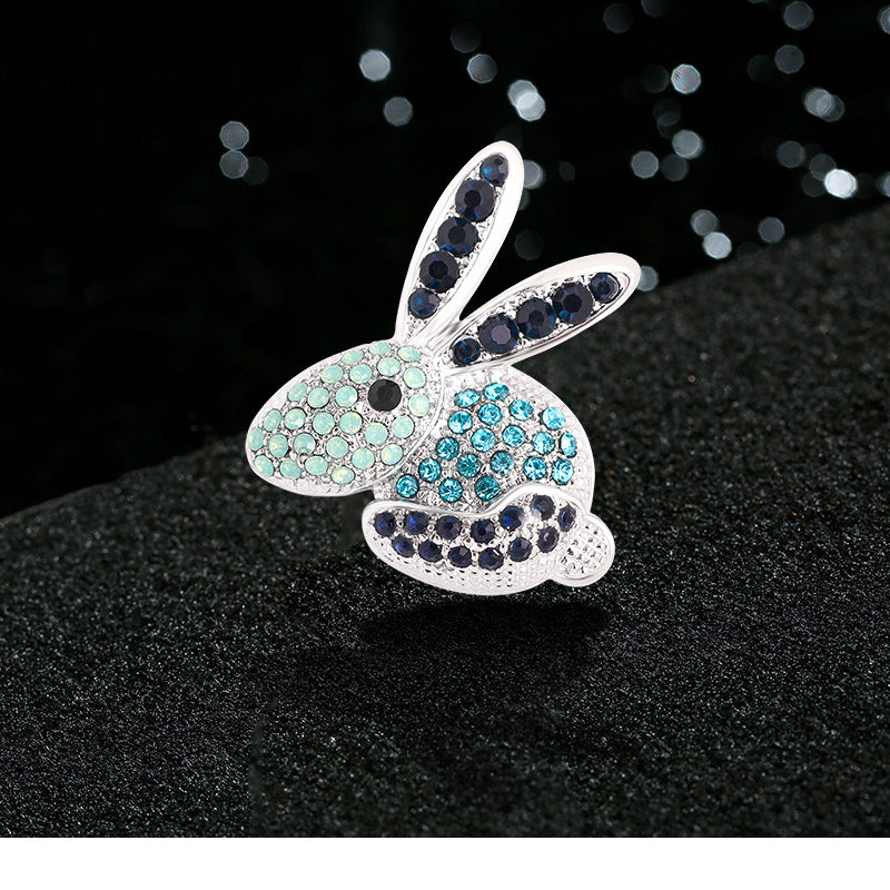 Bunny Rinestone Brooch PA4616