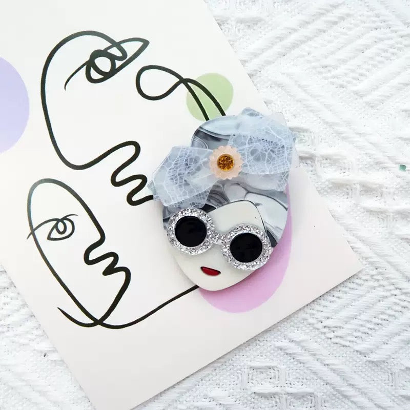 Girl Acrylic Brooch PA6240