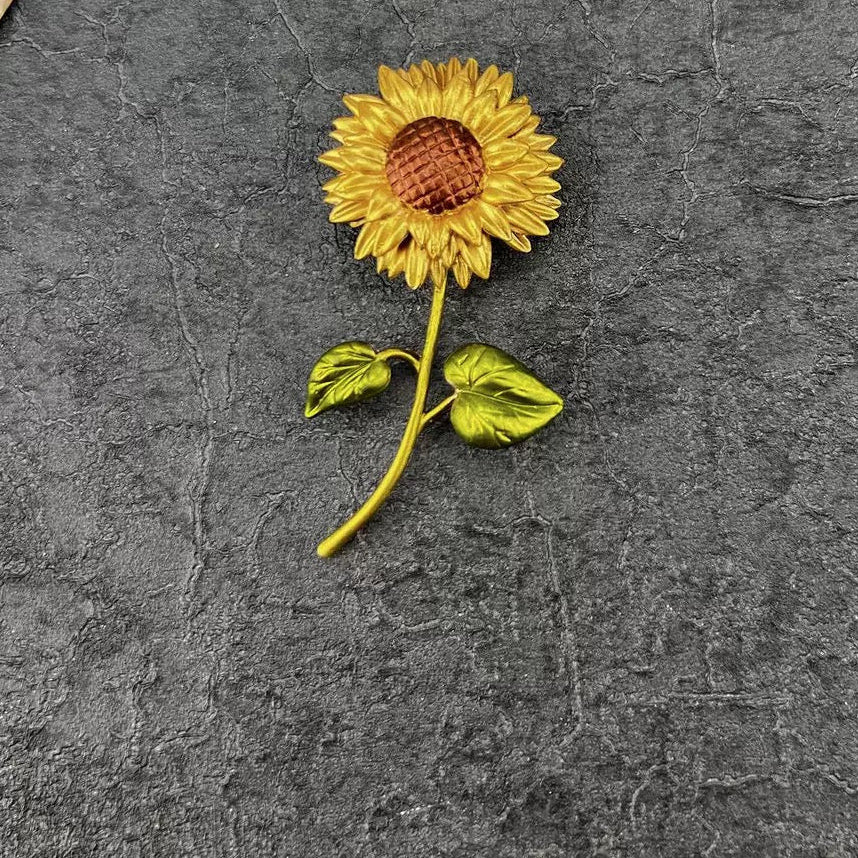 Chrysanthemum Alloy Brooch PA6368