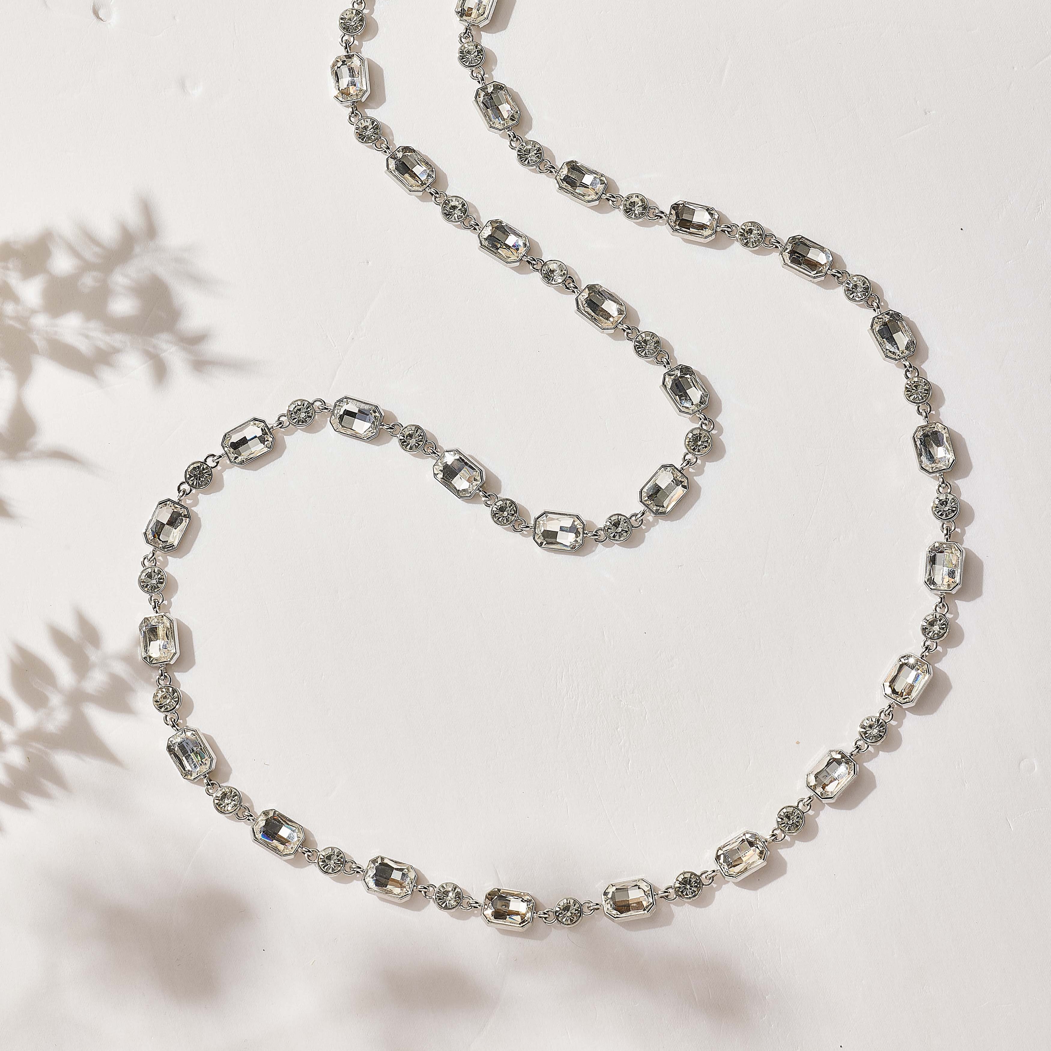 Round Crystal Crossbody Lanyard PC5714