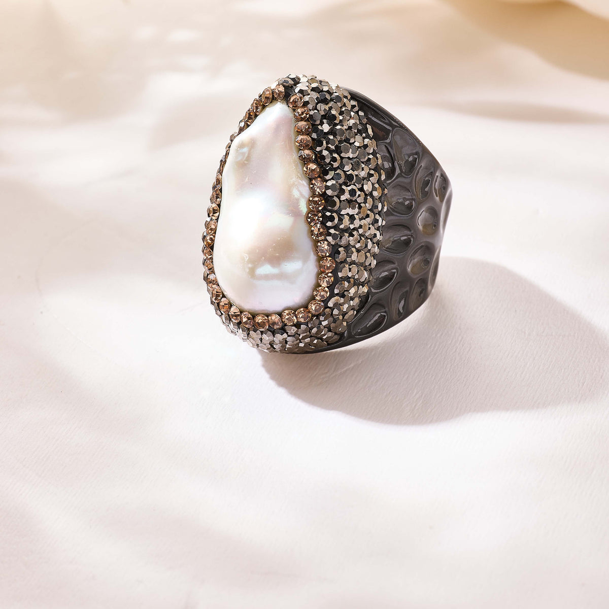 Freshwater Baroque Pearl Pavé Cocktail Ring R2889