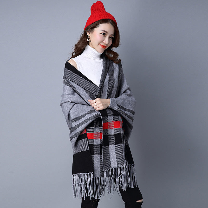 Lattice Tassel Poncho S0094