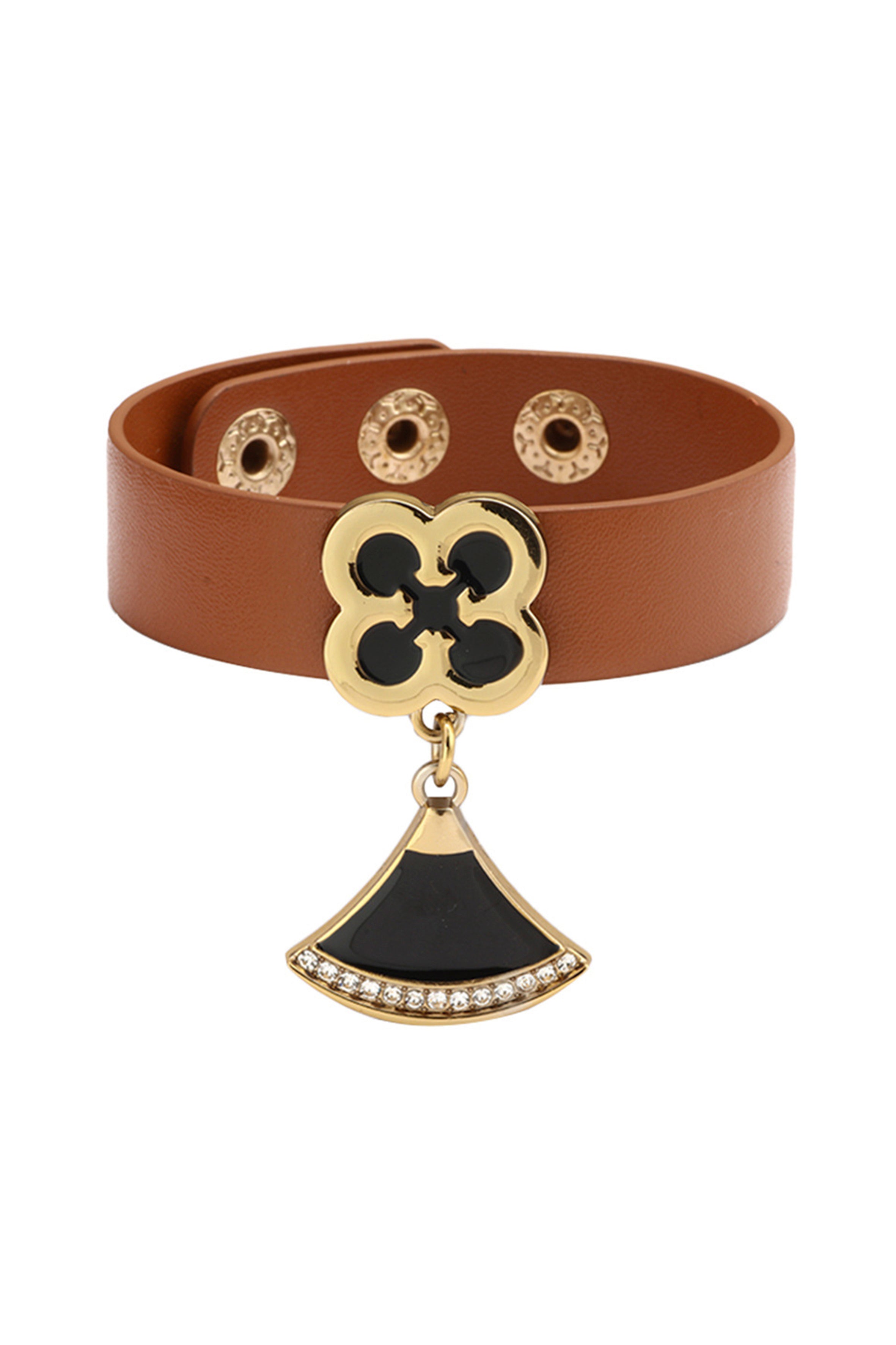 Pulsera de cuero con borlas de trébol B2852