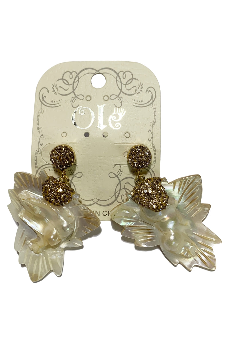 Leaf Shape Pearl Drop Earrings E2776