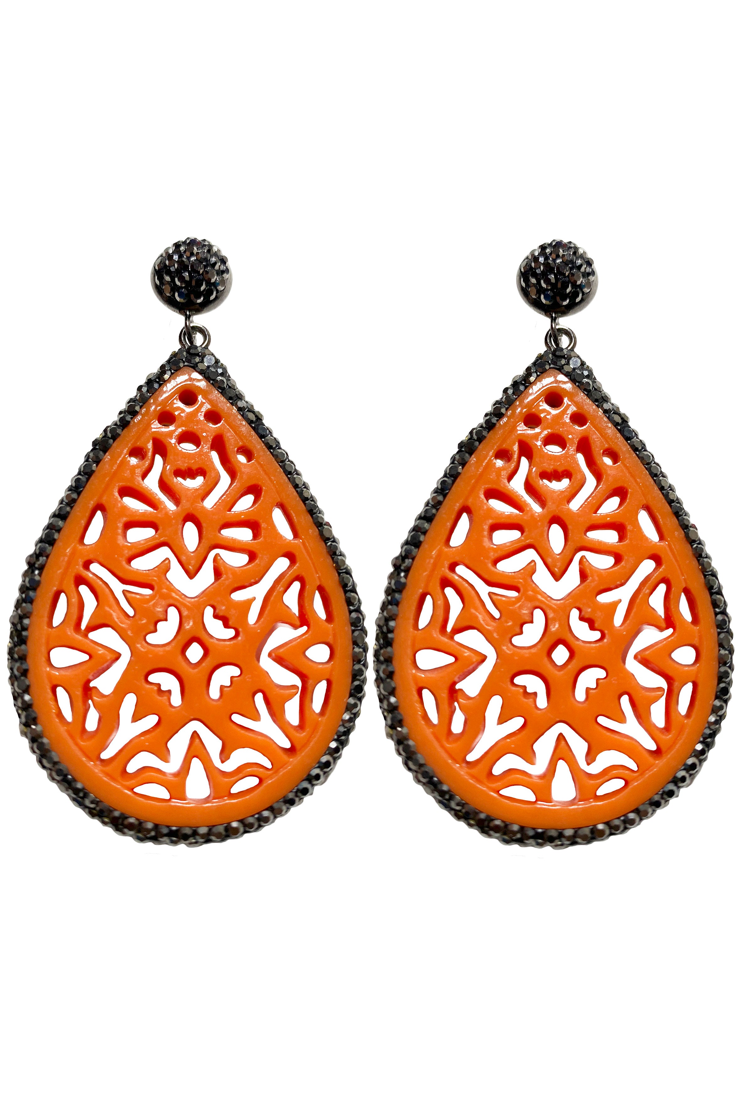 Teardrop Hollow Drop Earrings E2936