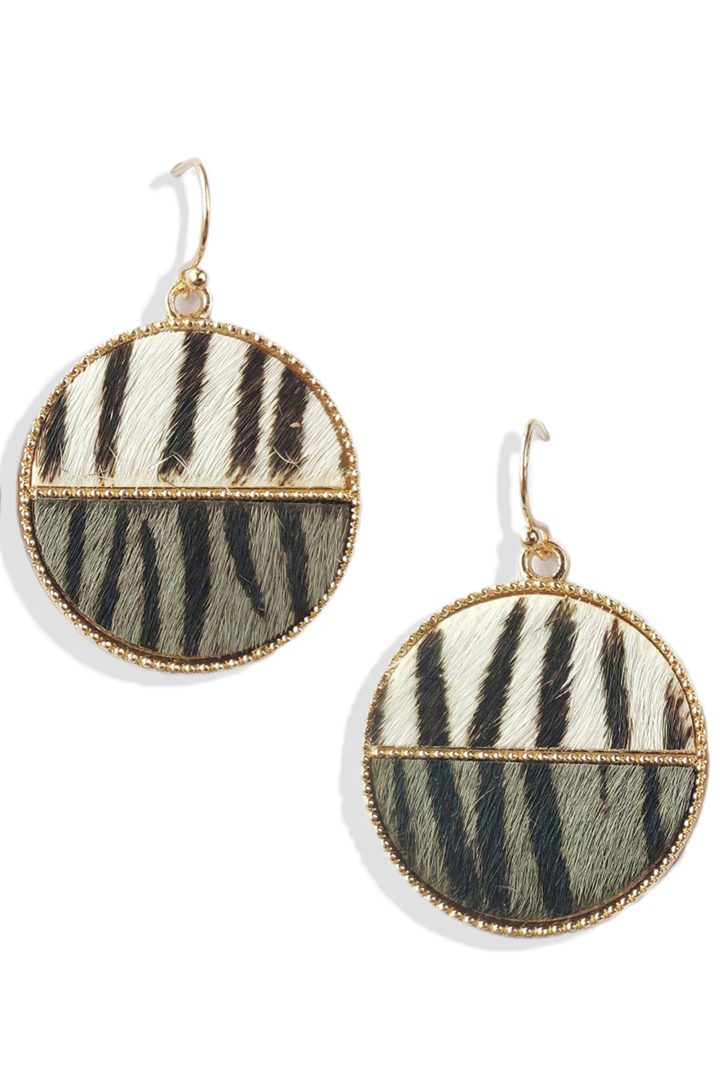 Pendientes circulares de cuero con estampado de leopardo E3430