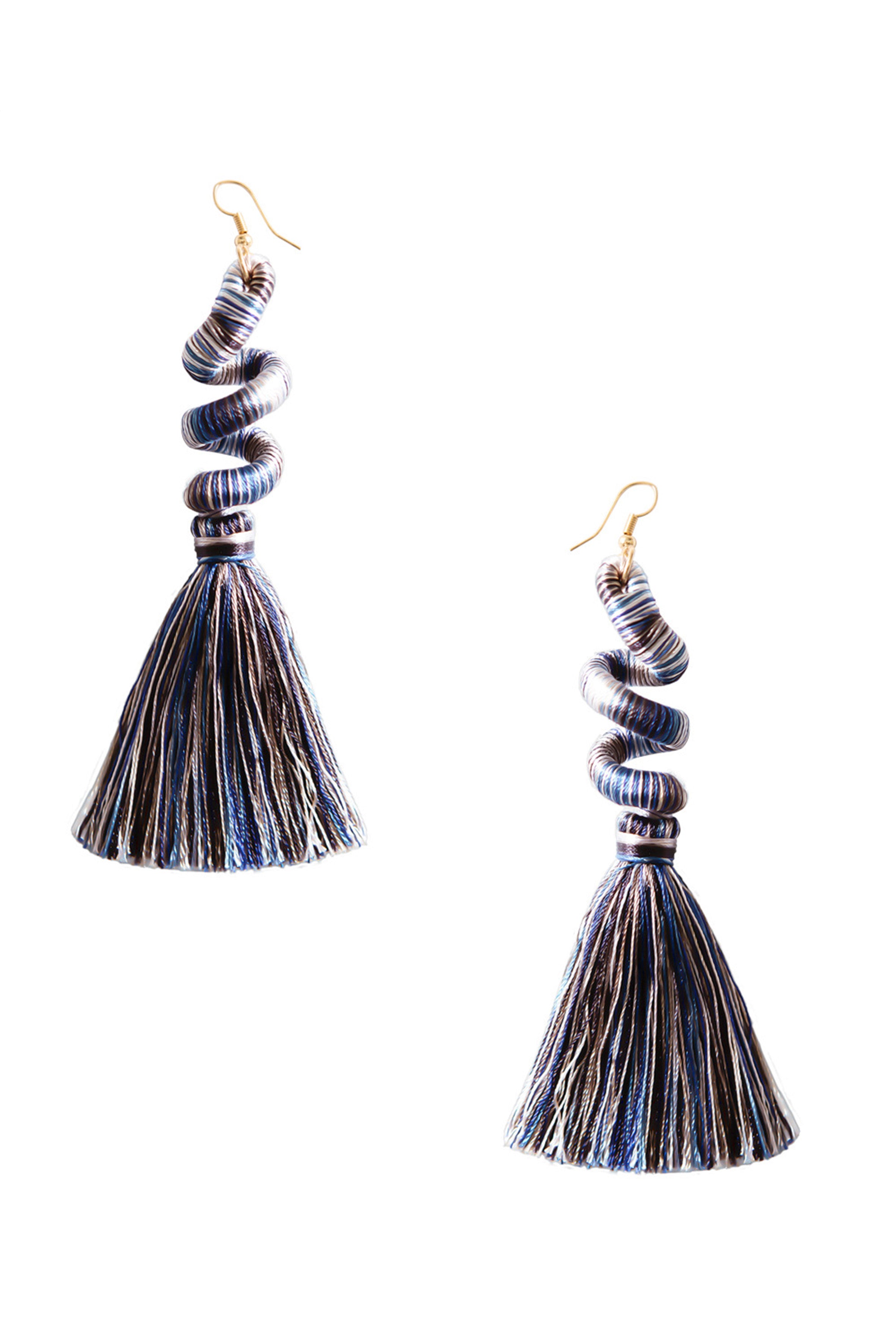 Pendientes de borlas tejidas con forma de serpiente E4569