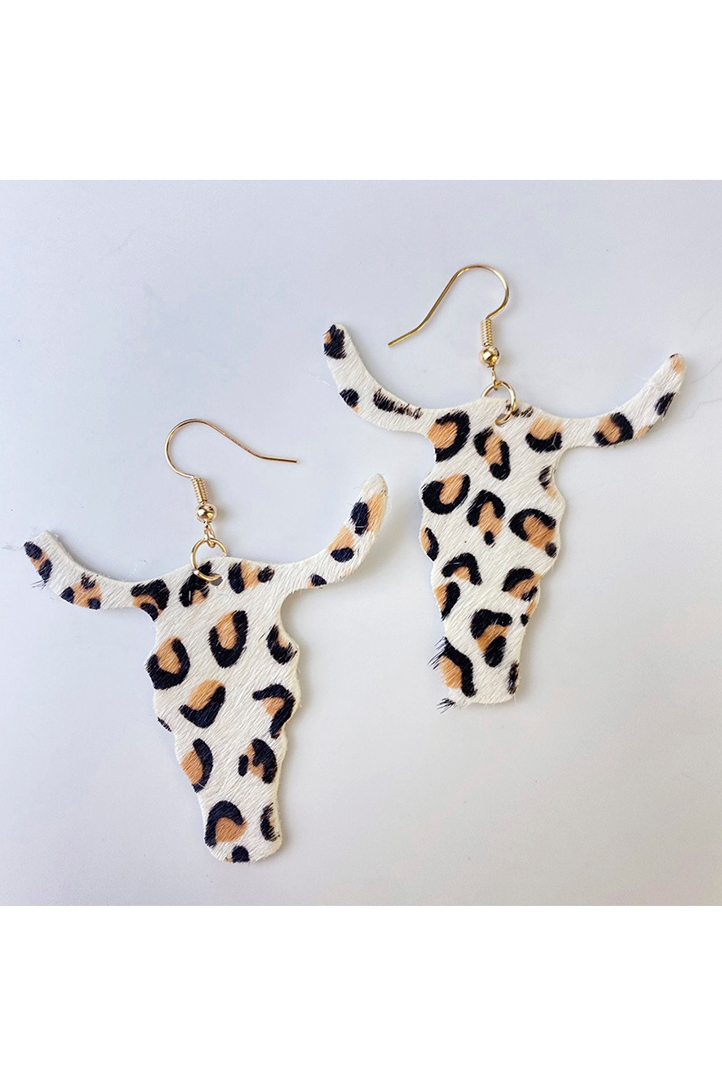 Animal Printed Bullhead Cowhide Earrings E6549