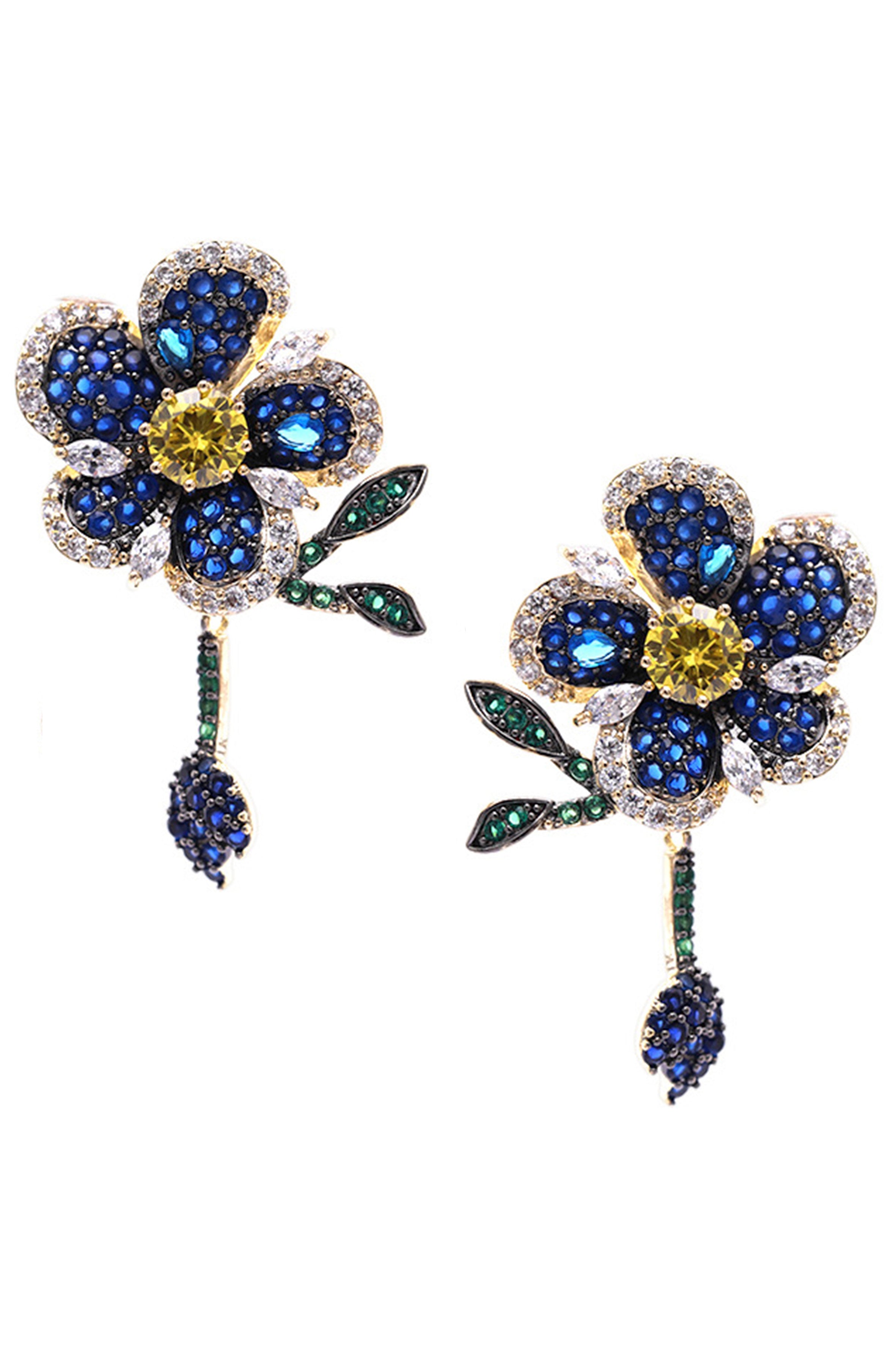 Pendientes de circonitas cúbicas con forma de flor E6582