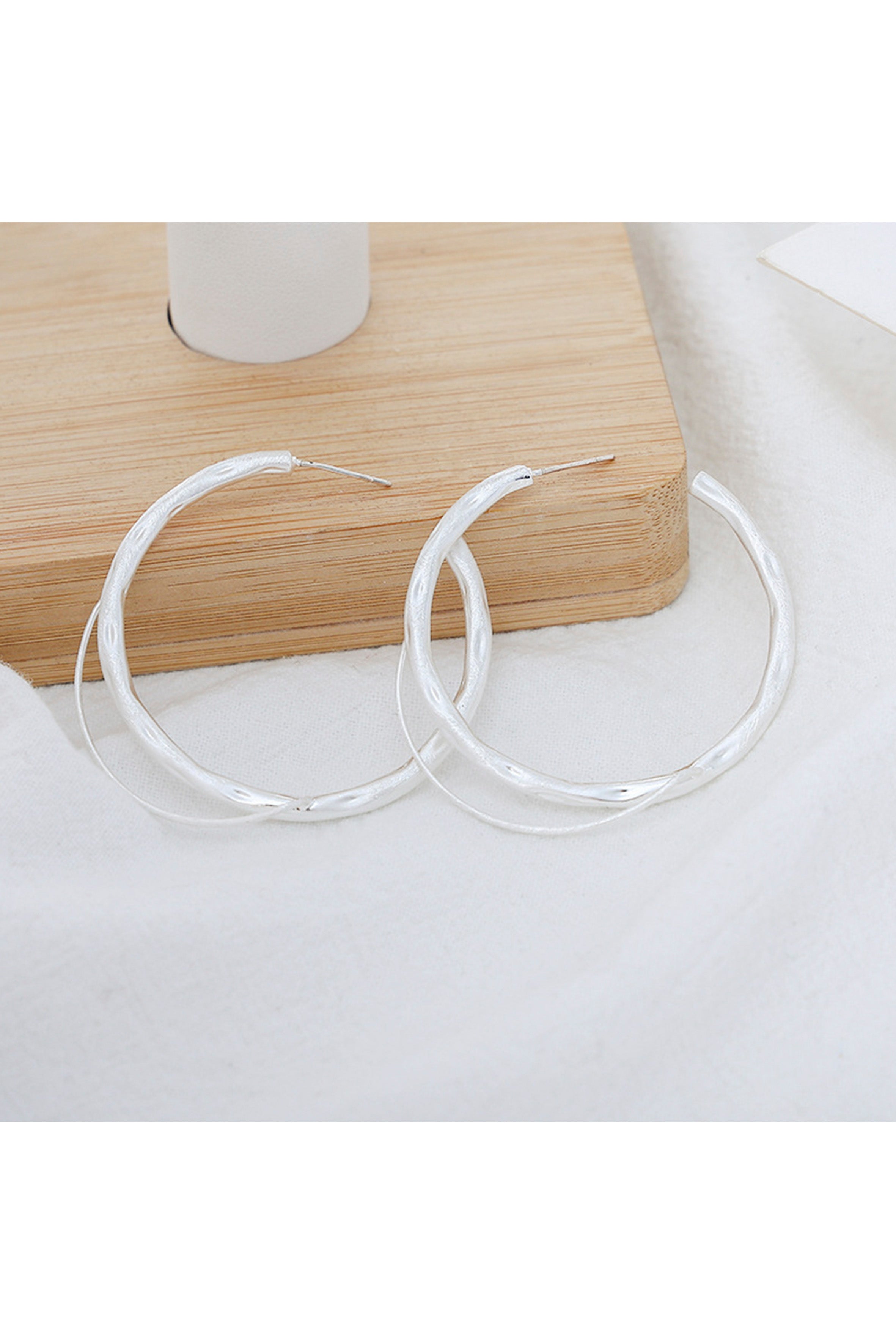 Pendientes de aro de aleación E6605