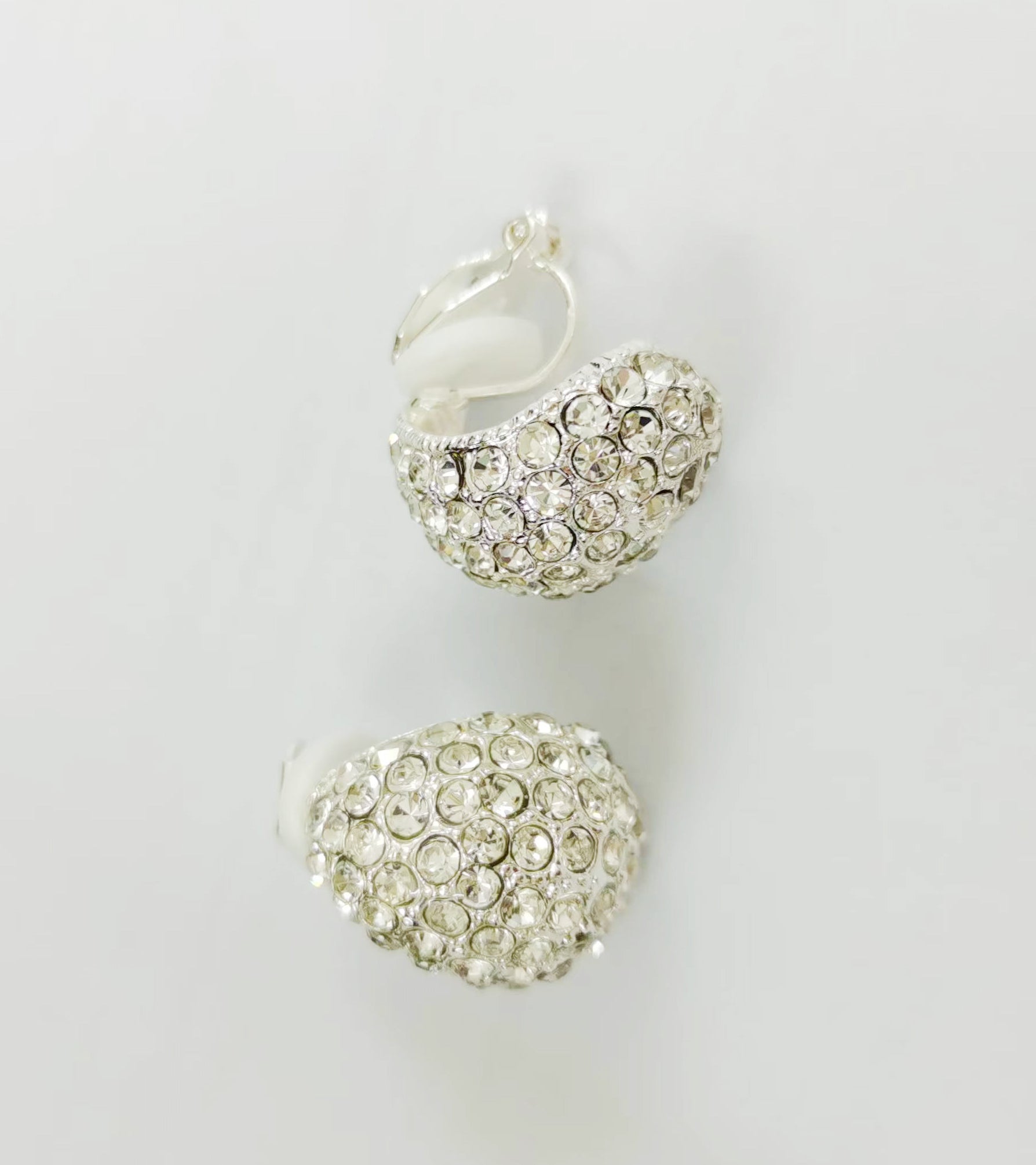 Rhinestone Stud Clip On Earrings E6636