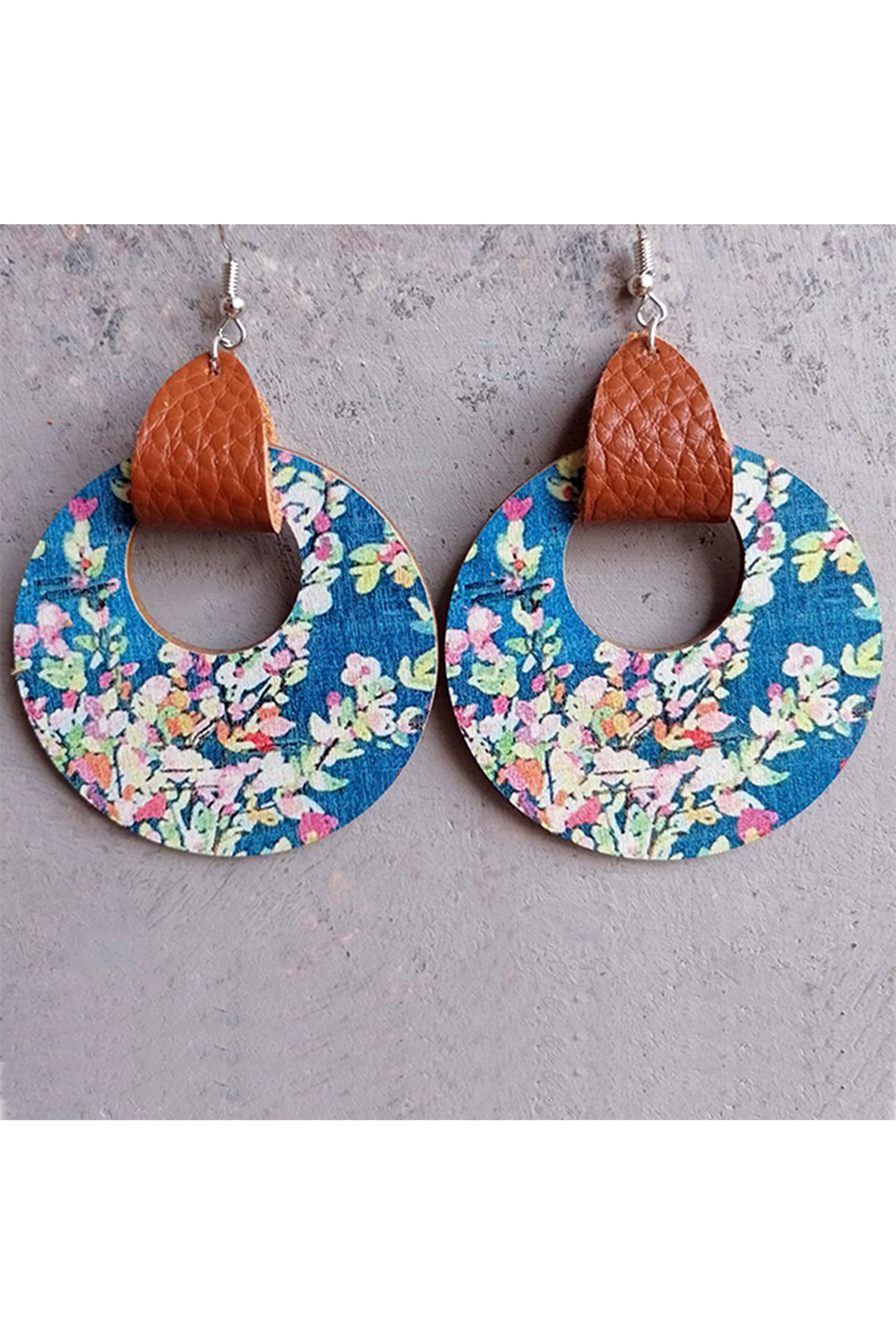 Pendientes de madera con estampado floral y círculo hueco E6848