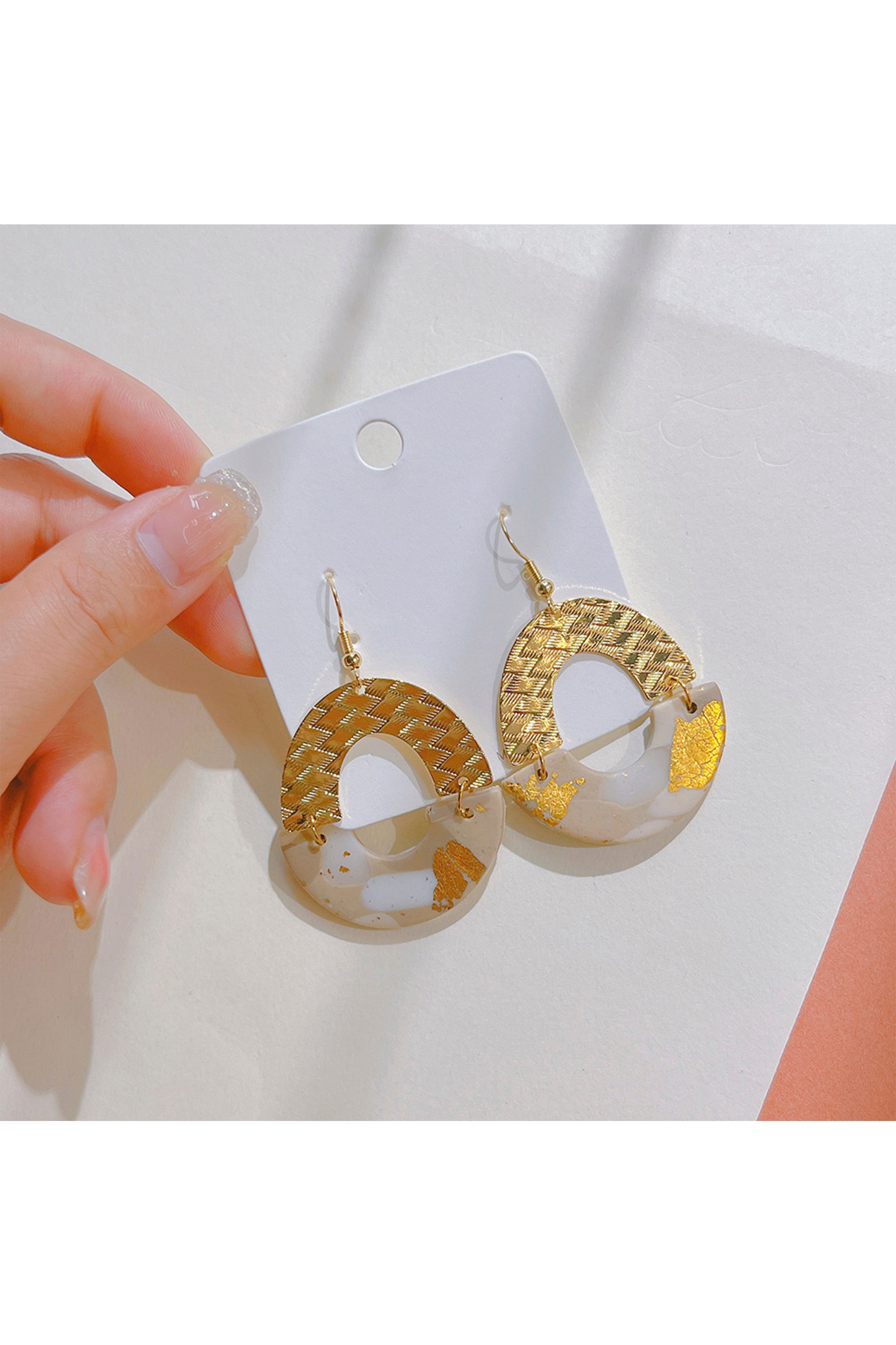 Gold Dangle Arch Earring E6968